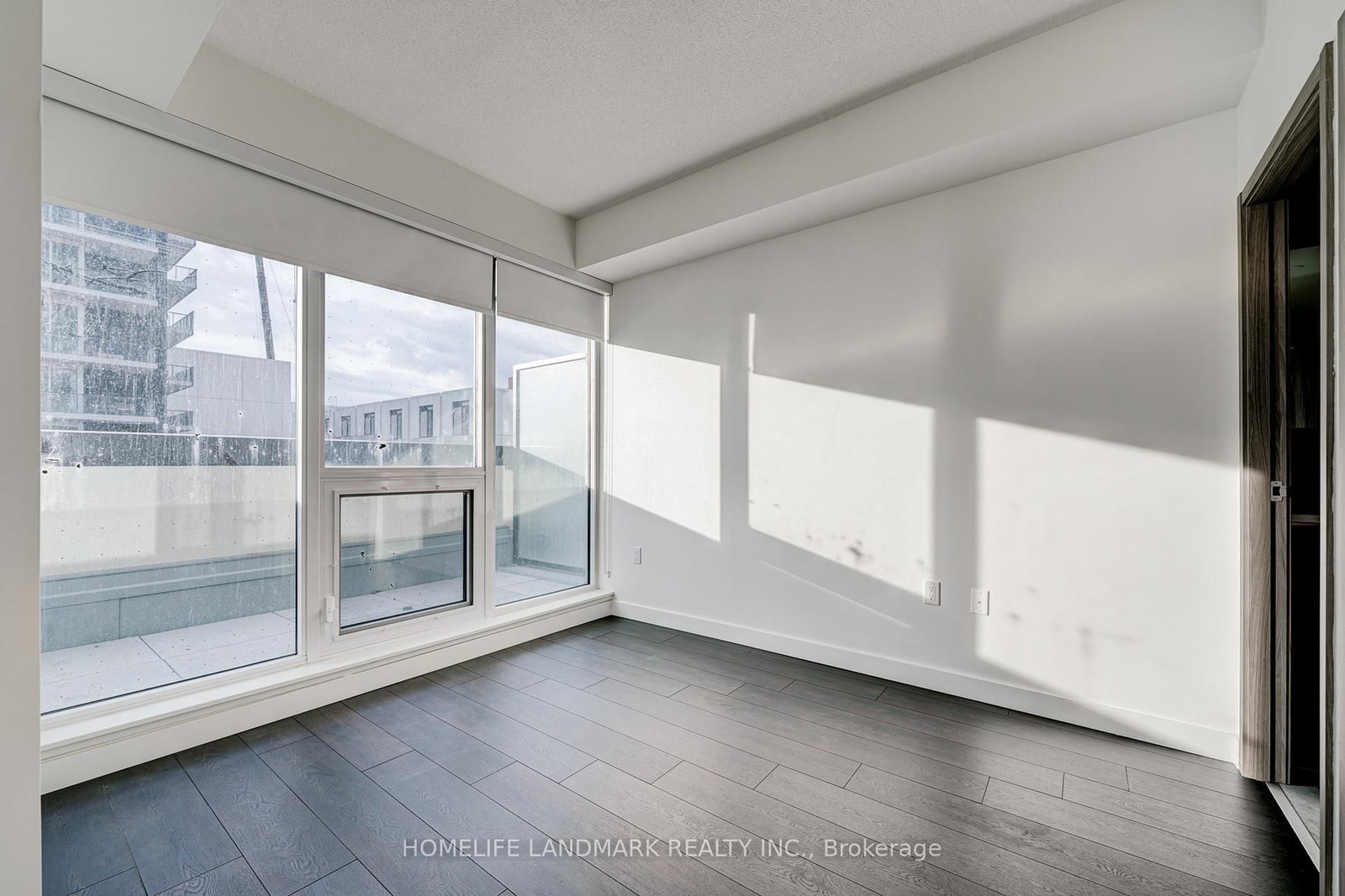 95 Mcmahon Drive, Unit 303 - Photo 25