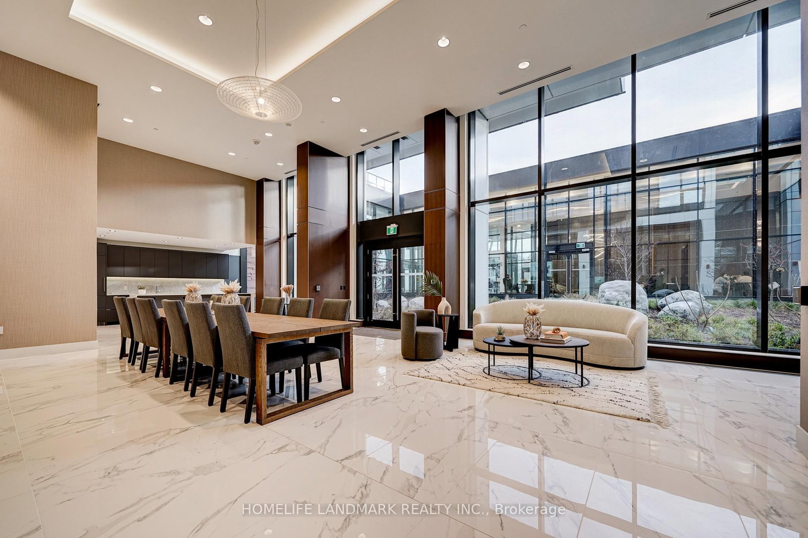 95 Mcmahon Drive, Unit 303 - Photo 3