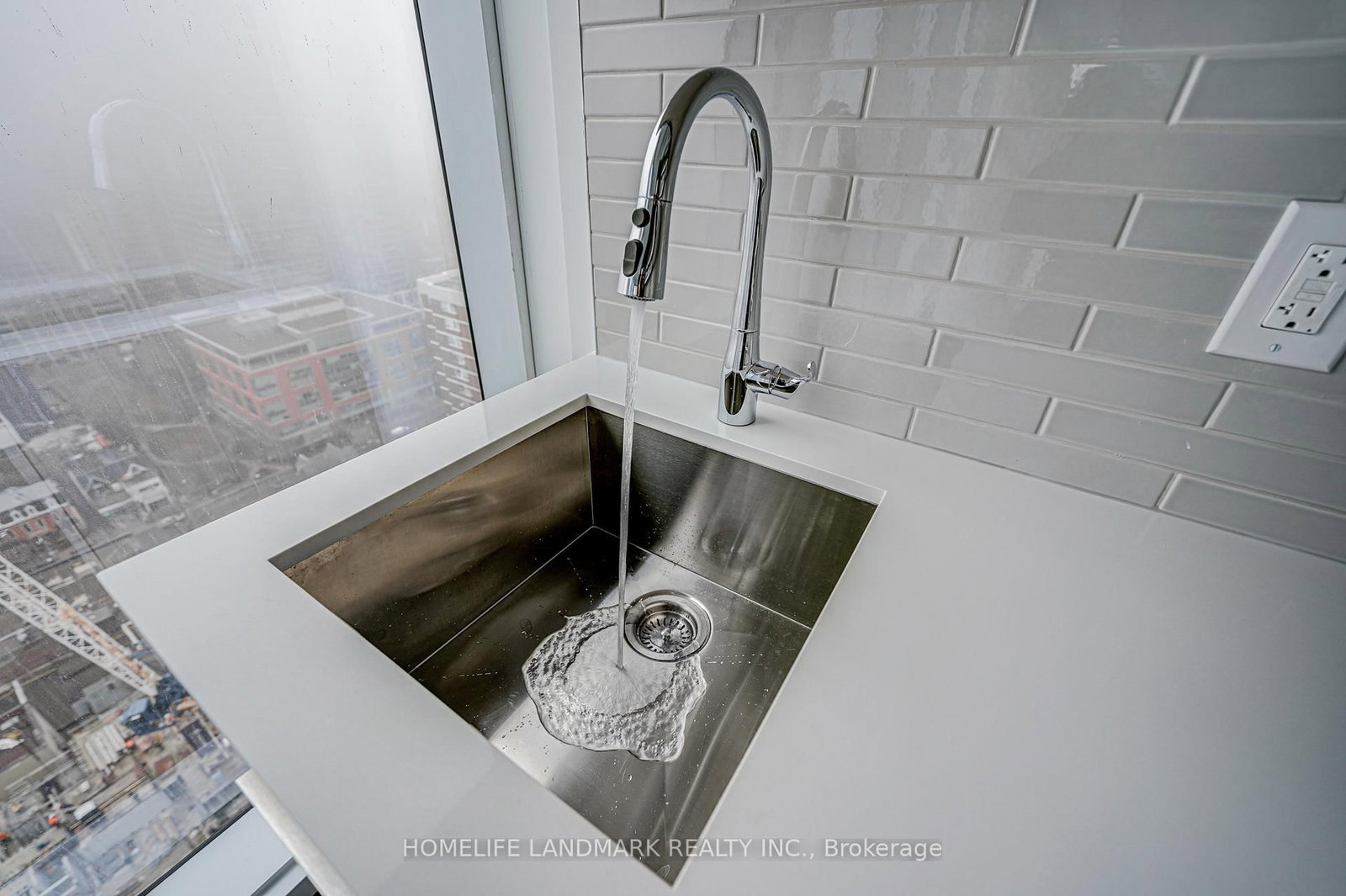 3 Gloucester Street, Unit 3001 - Photo 11