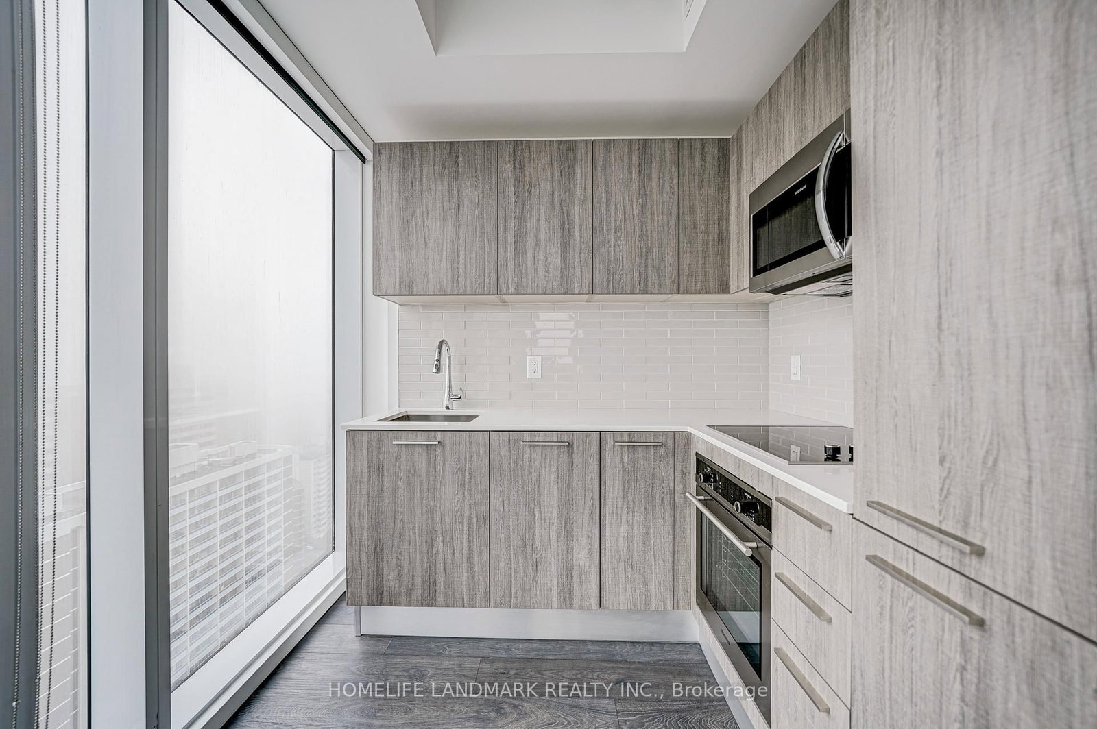 3 Gloucester Street, Unit 3001 - Photo 8