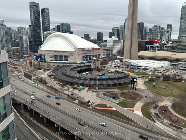 2601 - 228 Queens Quay W