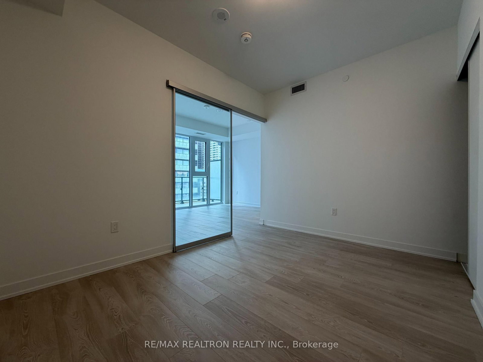 634 Church Street, Unit 2011 - Photo 13