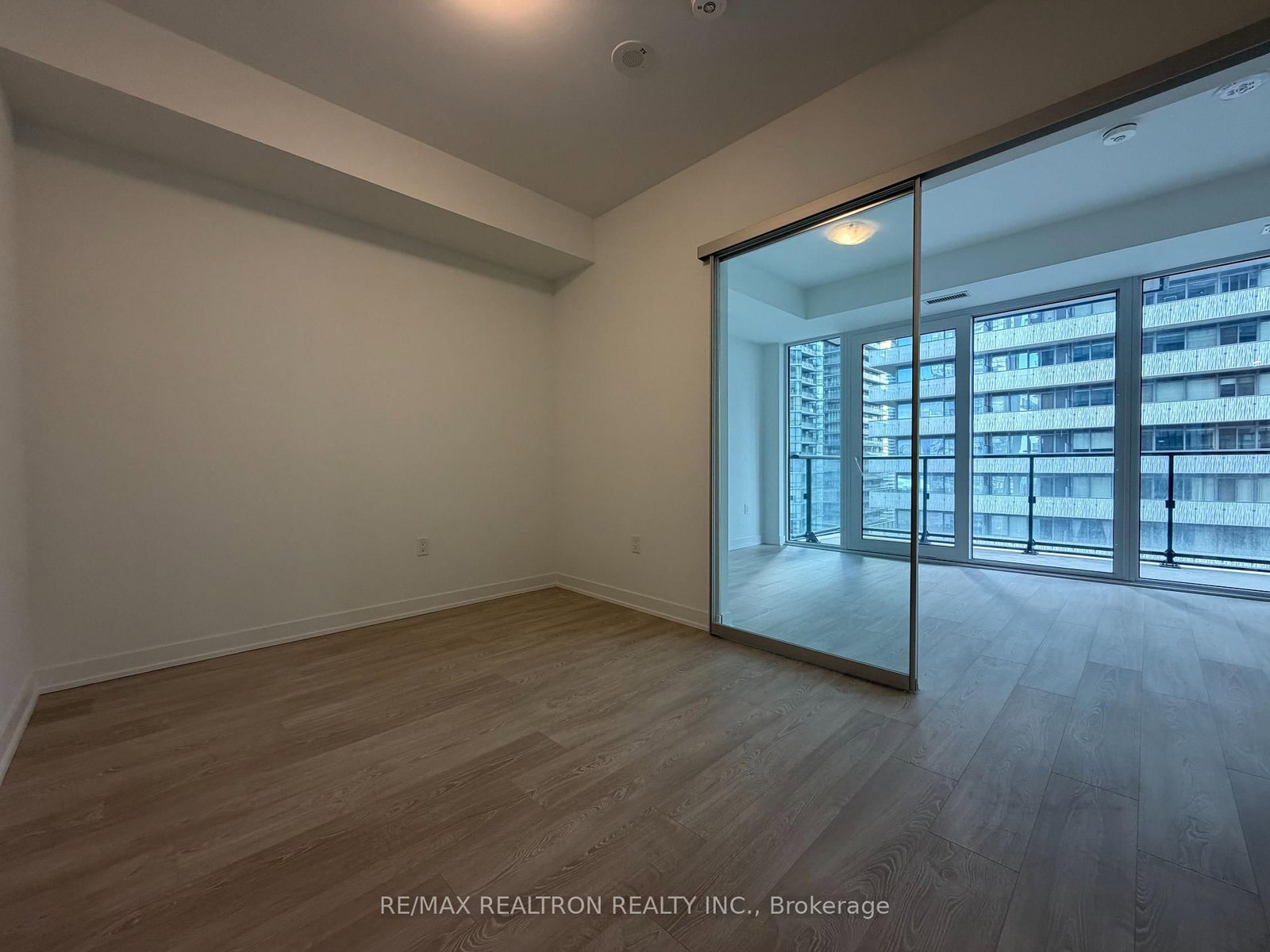 634 Church Street, Unit 2011 - Photo 14