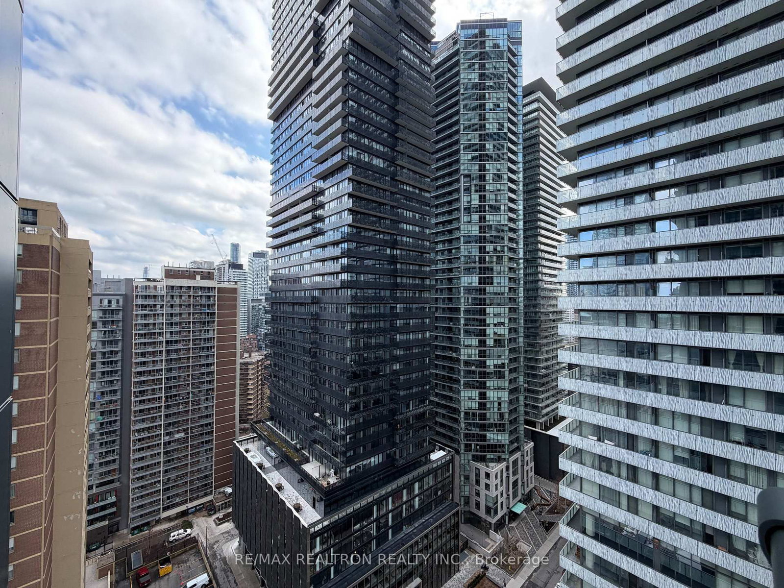 634 Church Street, Unit 2011 - Photo 19