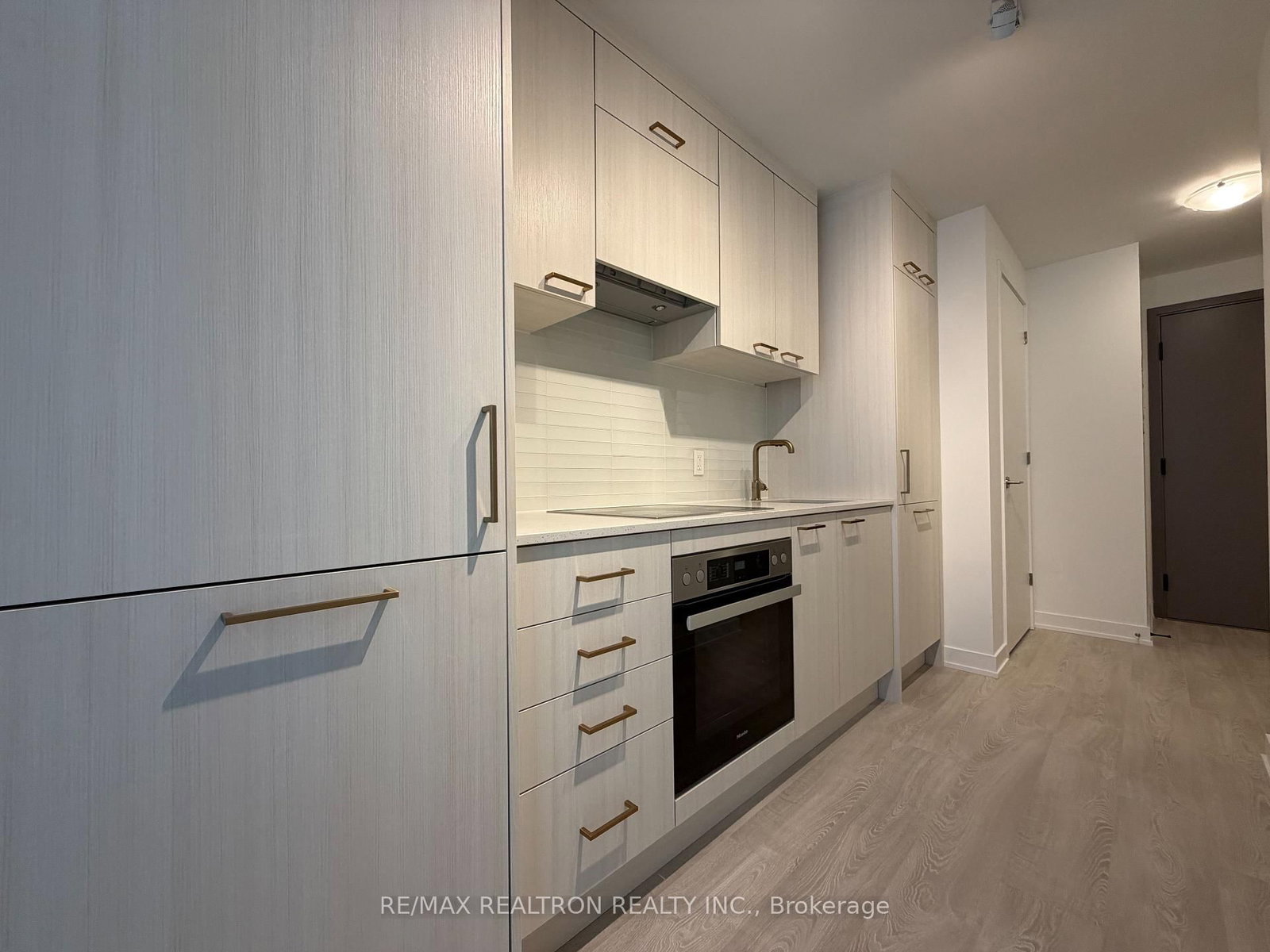 634 Church Street, Unit 2011 - Photo 7