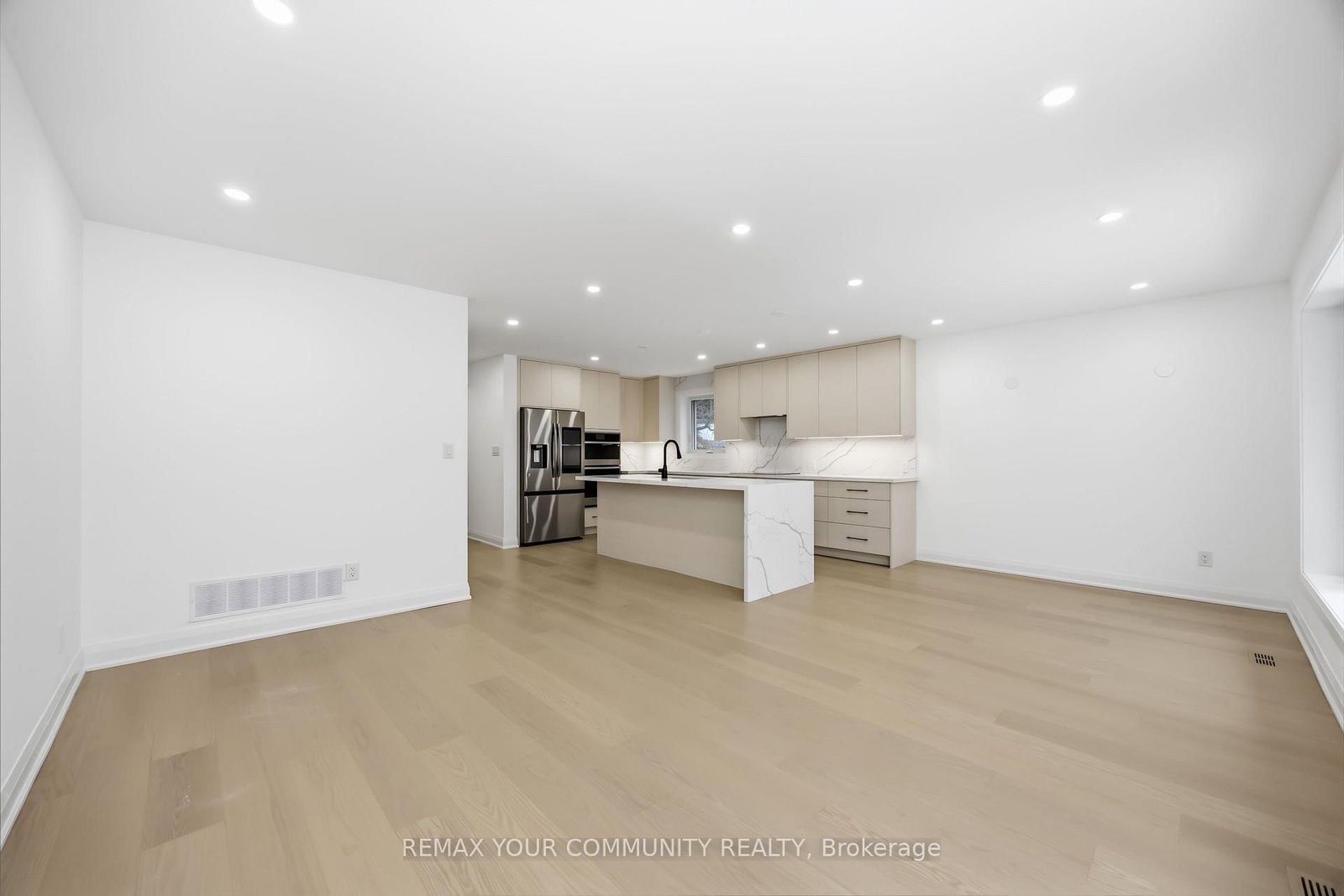 55 Cocksfield Avenue, Unit Main - Photo 11