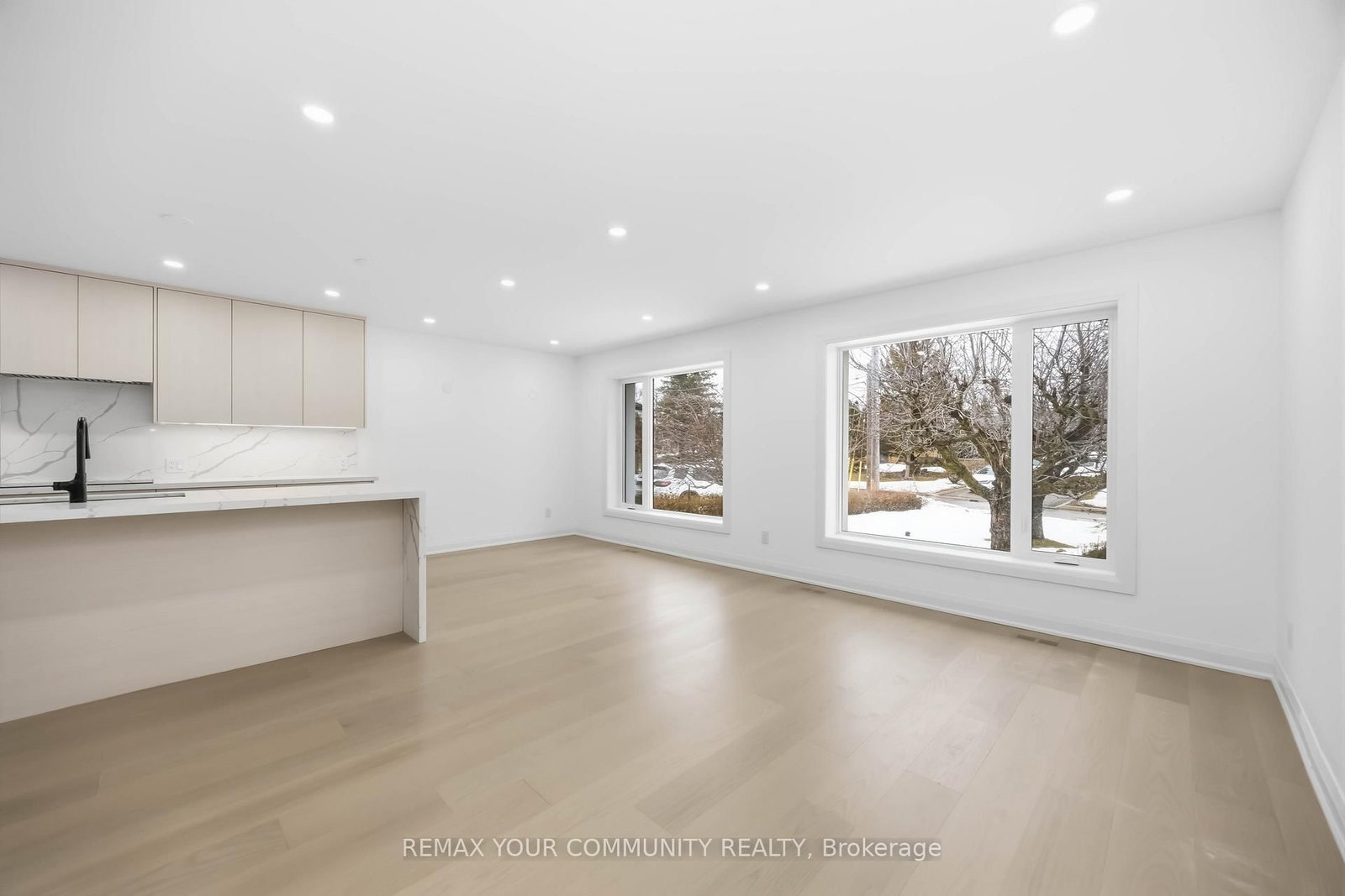 55 Cocksfield Avenue, Unit Main - Photo 13