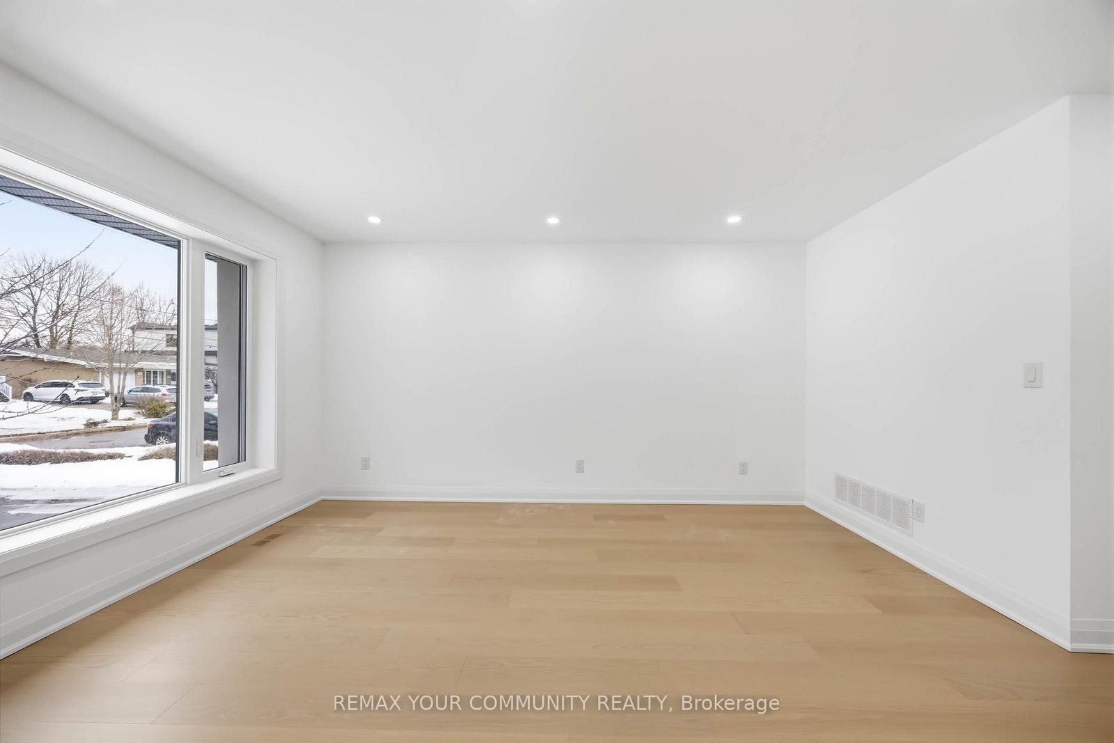 55 Cocksfield Avenue, Unit Main - Photo 15