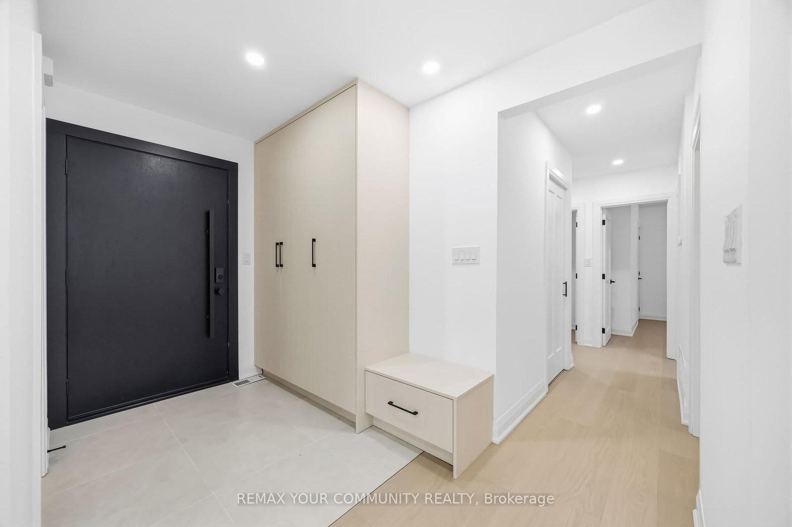 55 Cocksfield Avenue, Unit Main - Photo 16