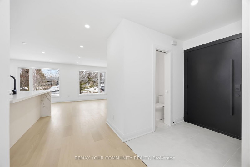 Main - 55 Cocksfield Ave, Toronto, M3H 3S7 | Image 2