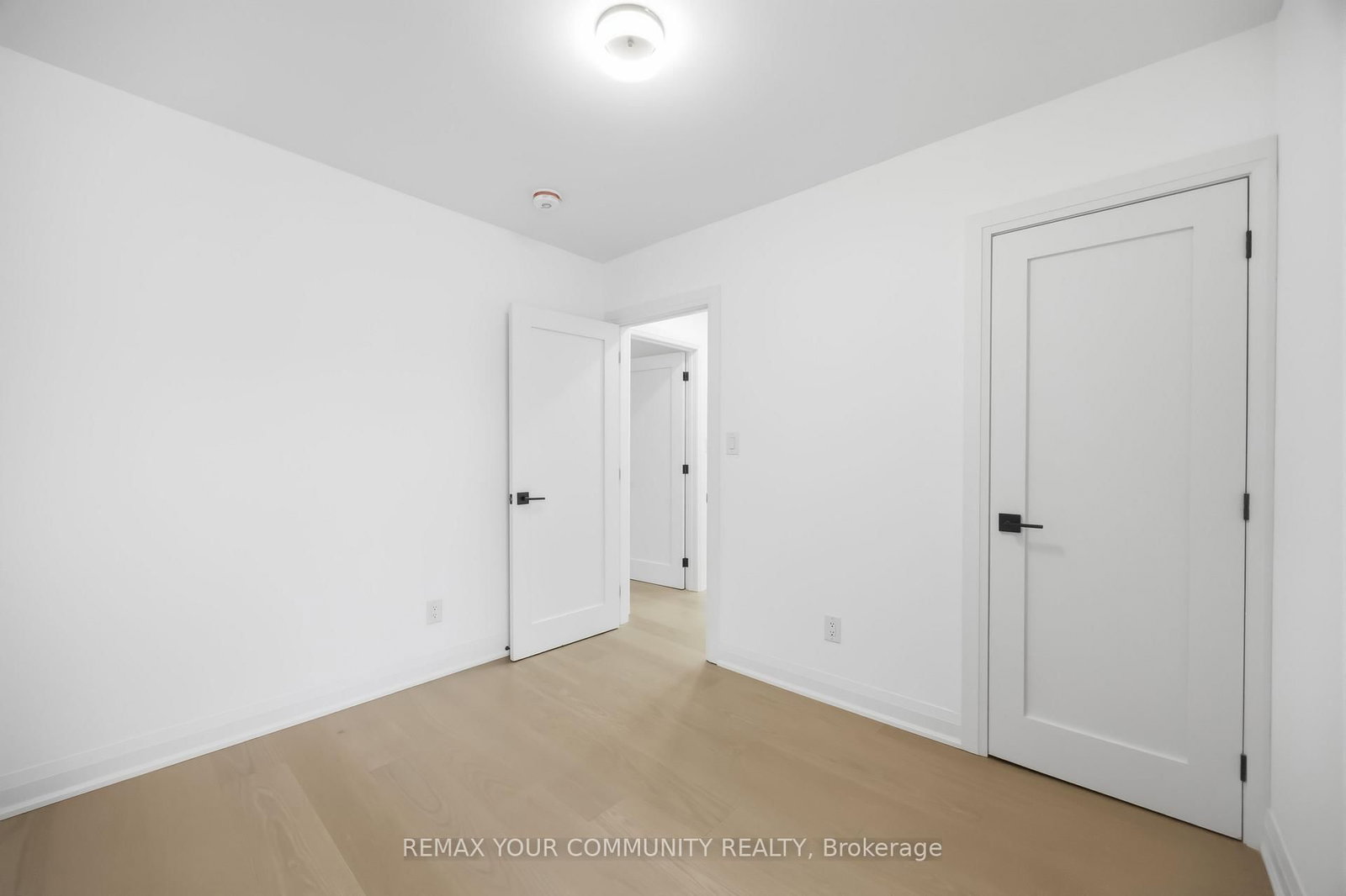 55 Cocksfield Avenue, Unit Main - Photo 20