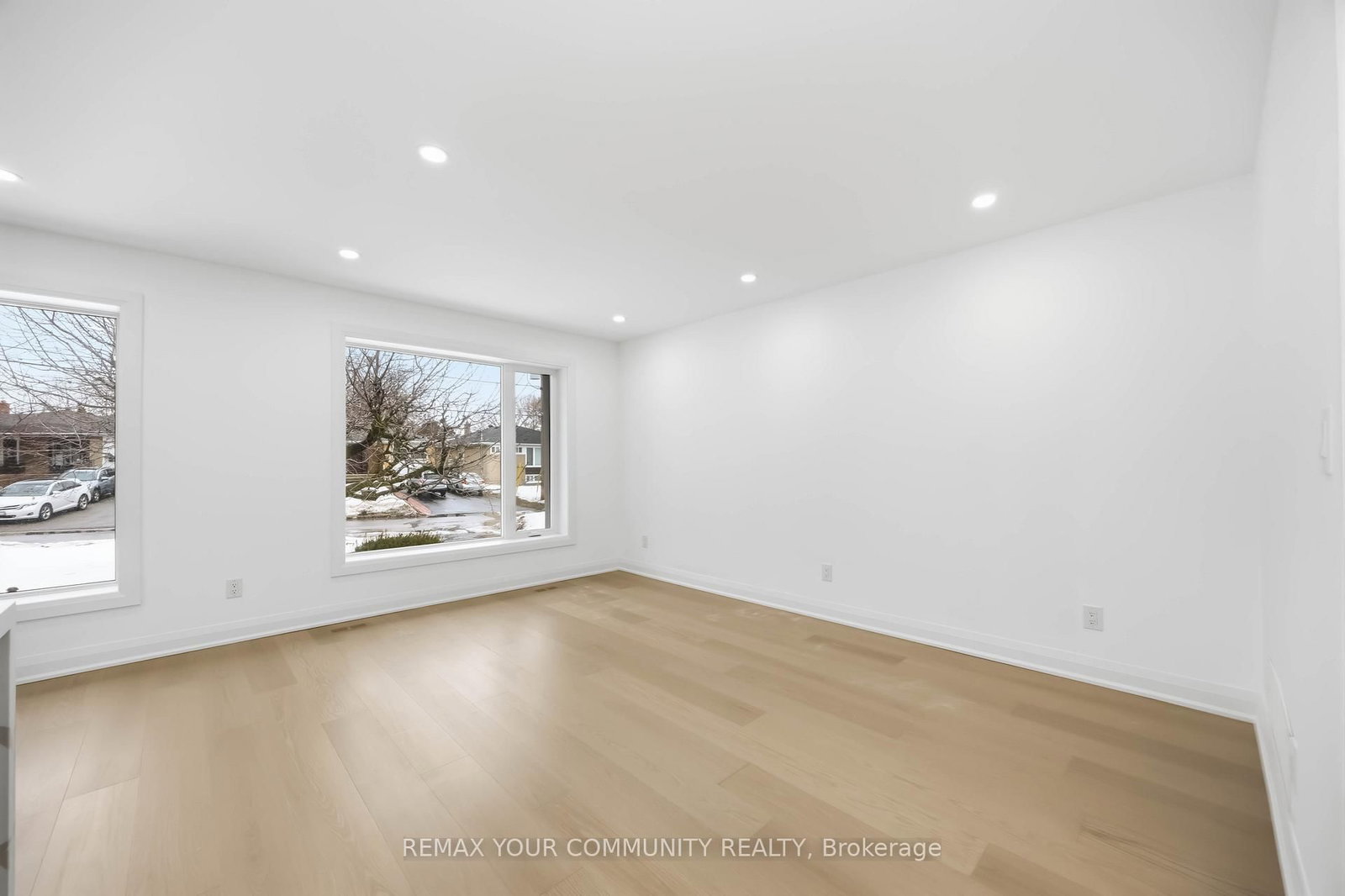 55 Cocksfield Avenue, Unit Main - Photo 9