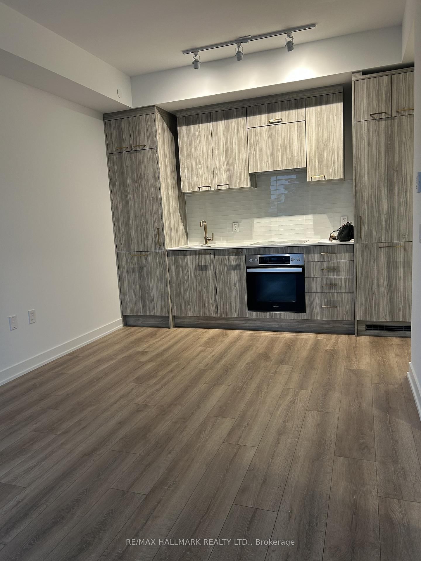 634 Church Street, Unit 1607 - Photo 7