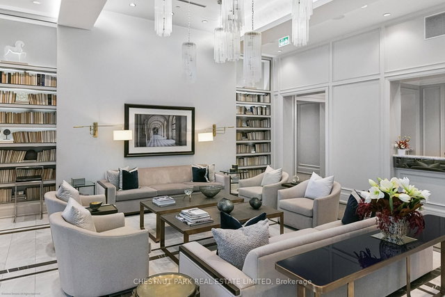 205 - 181 Davenport Road