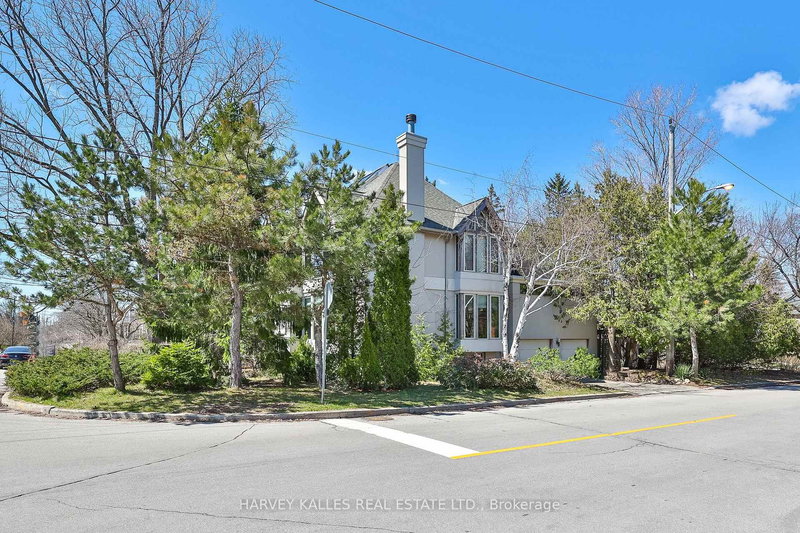 470 Brookdale Ave, Toronto, M5M 1R7 | Image 3