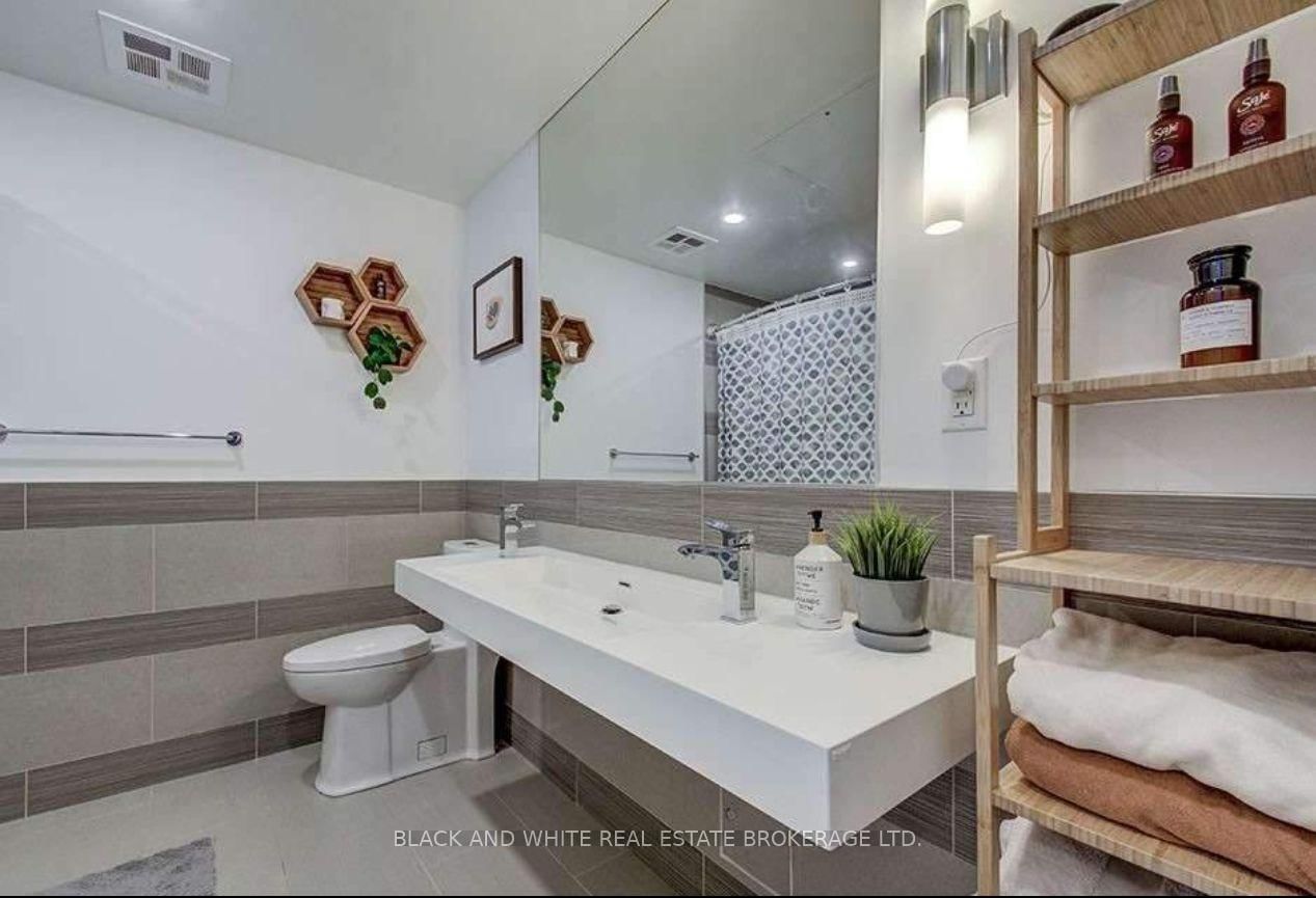 70 Distillery Lane, Unit 604 - Photo 15