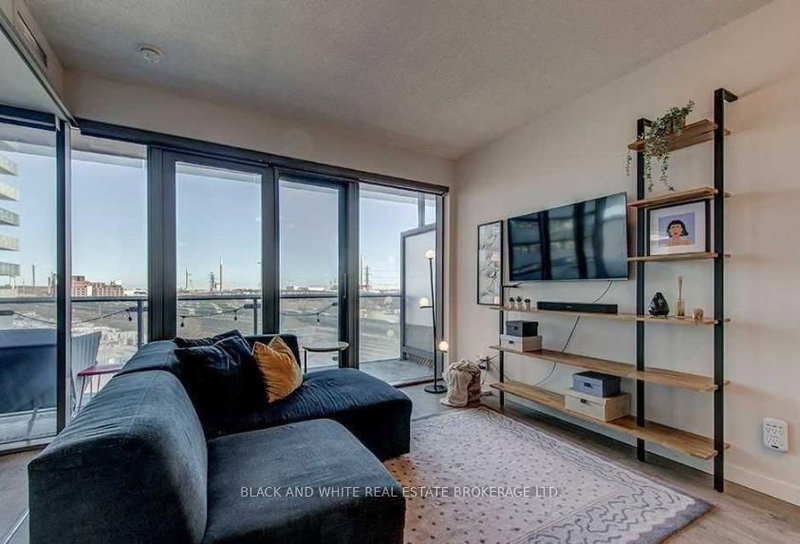 604 - 70 Distillery Lane, Toronto, M5A 0E3 | Image 2