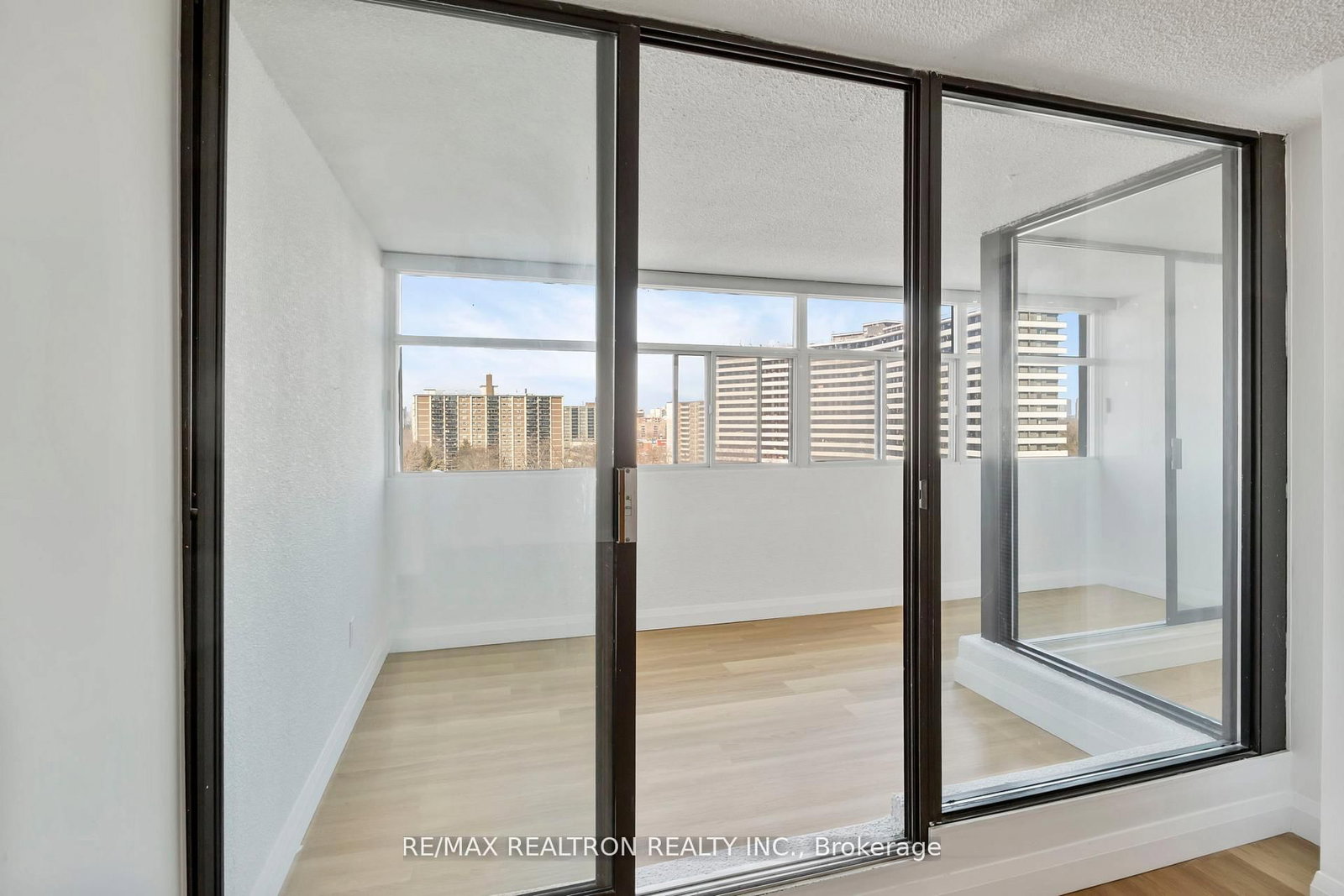 100 Antibes Drive, Unit 801 - Photo 5