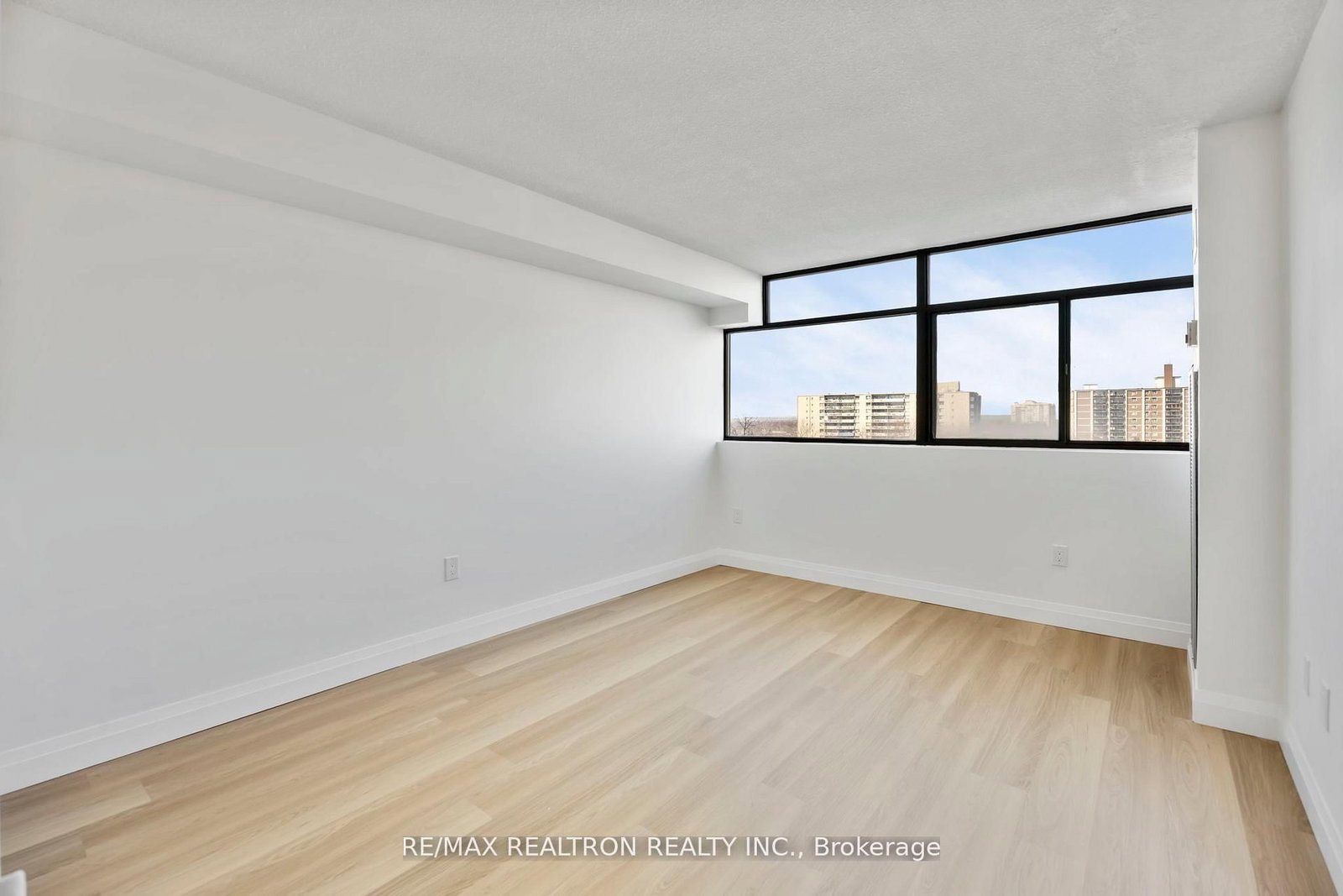 100 Antibes Drive, Unit 801 - Photo 7