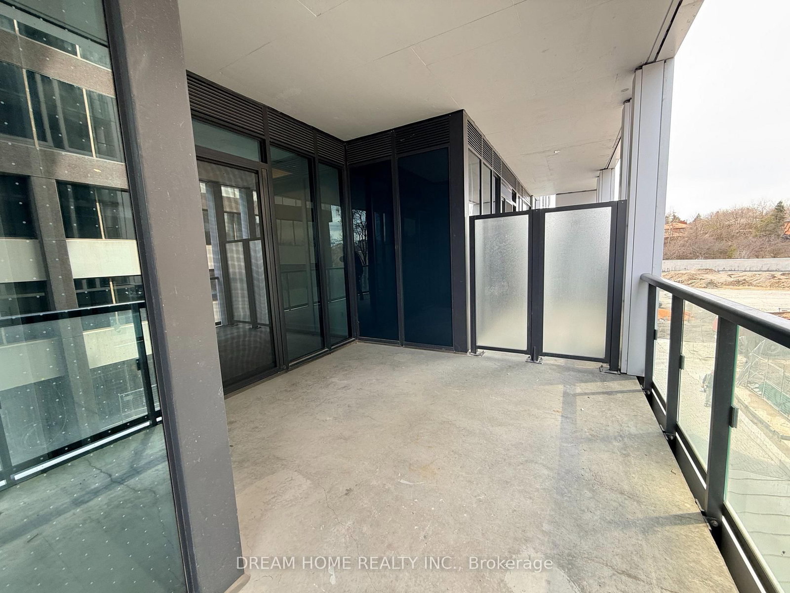 29 Green Trail Court, Unit 206 - Photo 16