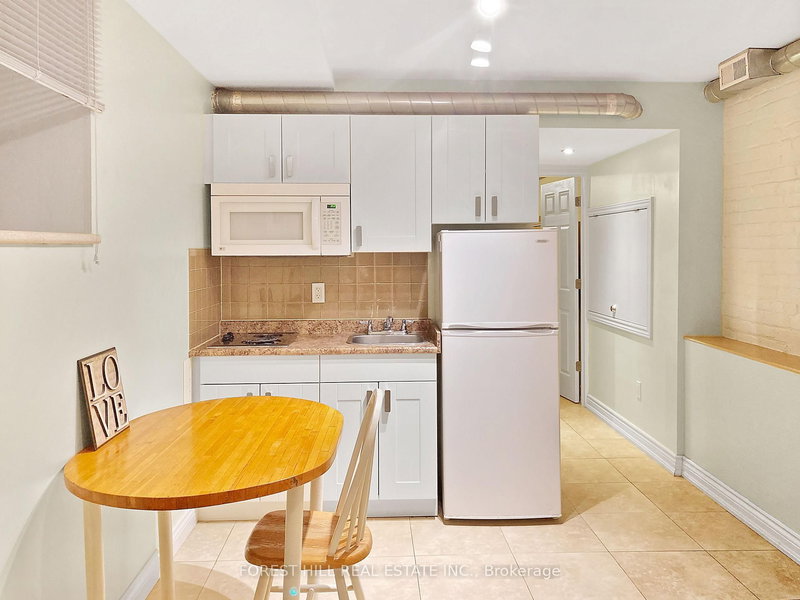 1B - 1491 Dundas St W, Toronto, M6K 1T6 | Image 3