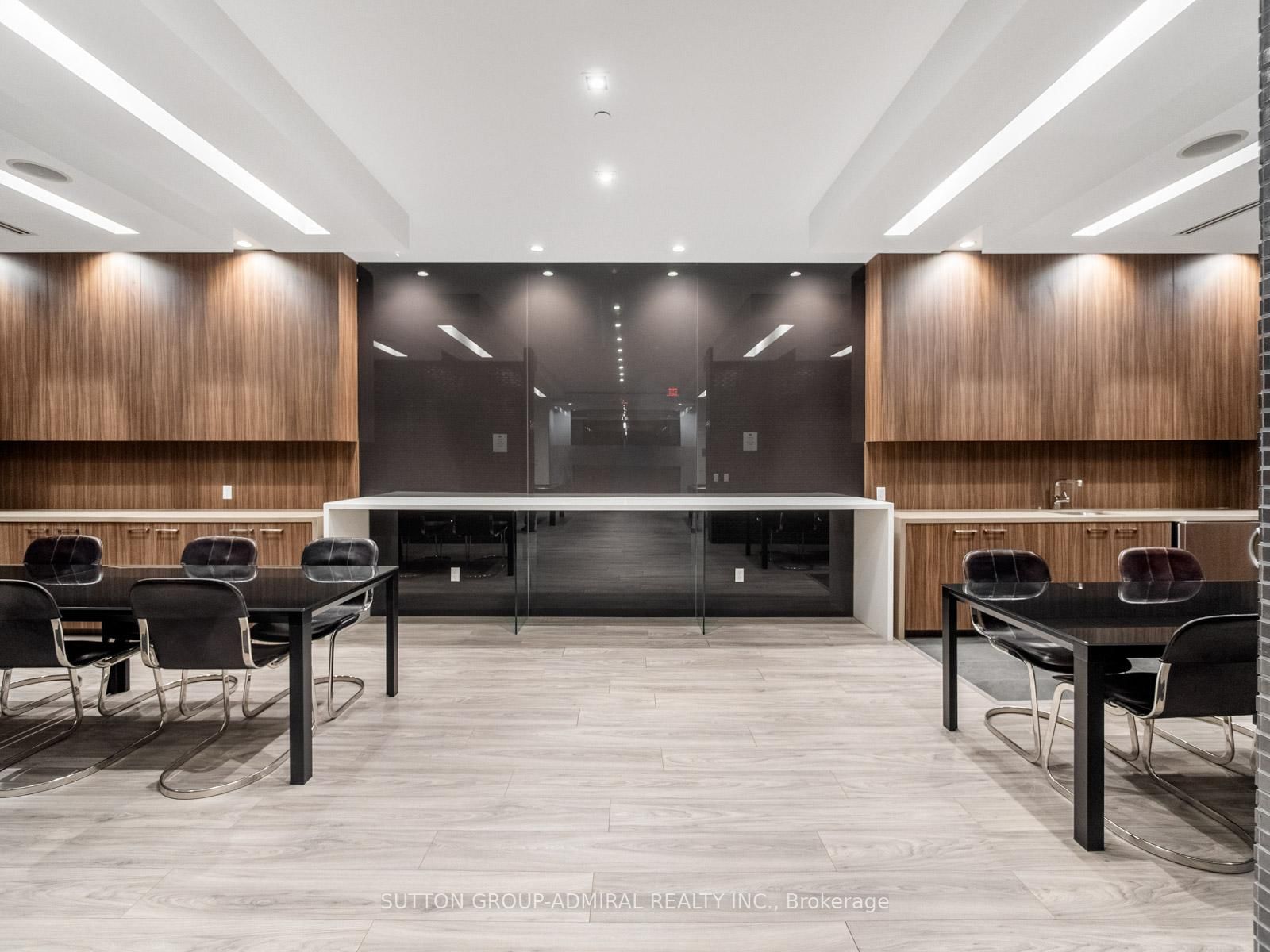 1030 King Street W, Unit LPH31 - Photo 34