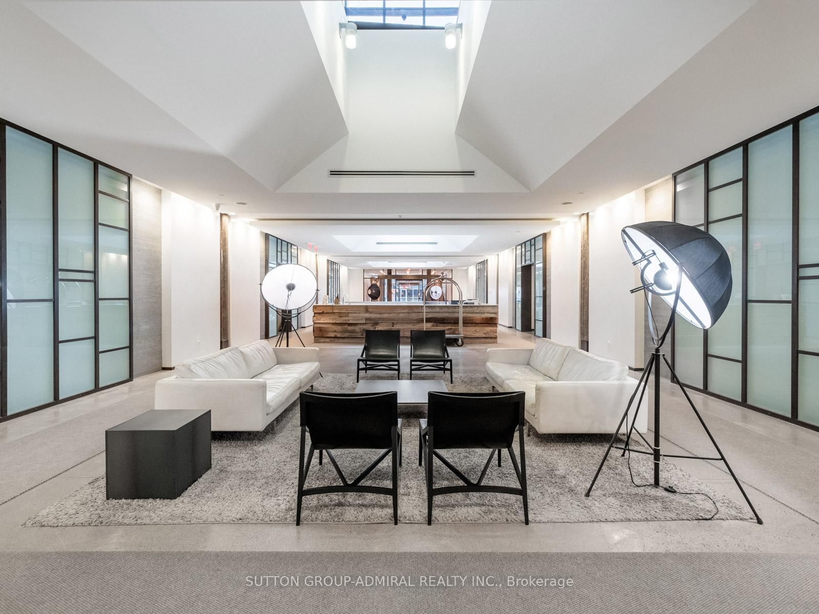 1030 King Street W, Unit LPH31 - Photo 37