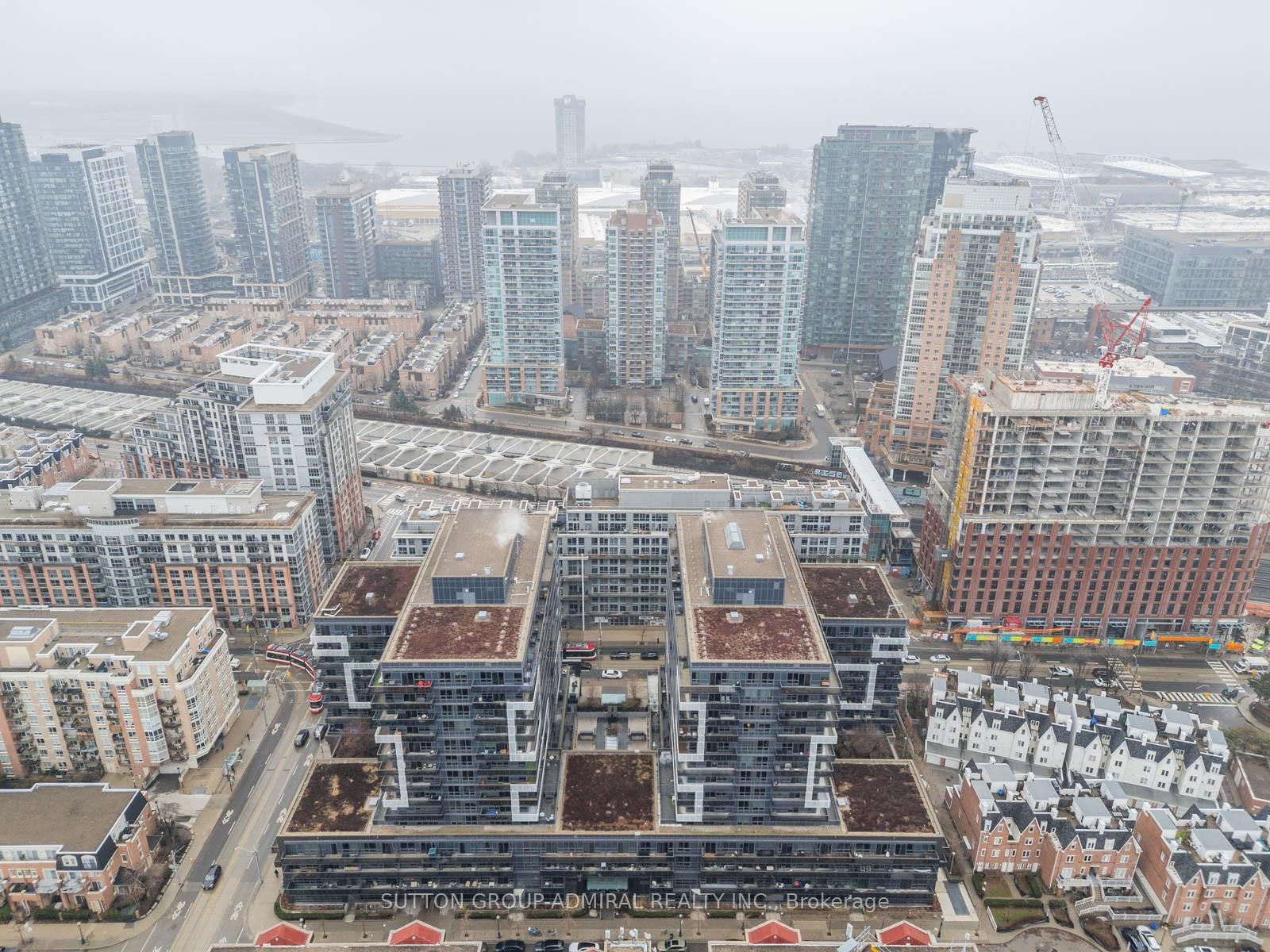 1030 King Street W, Unit LPH31 - Photo 46