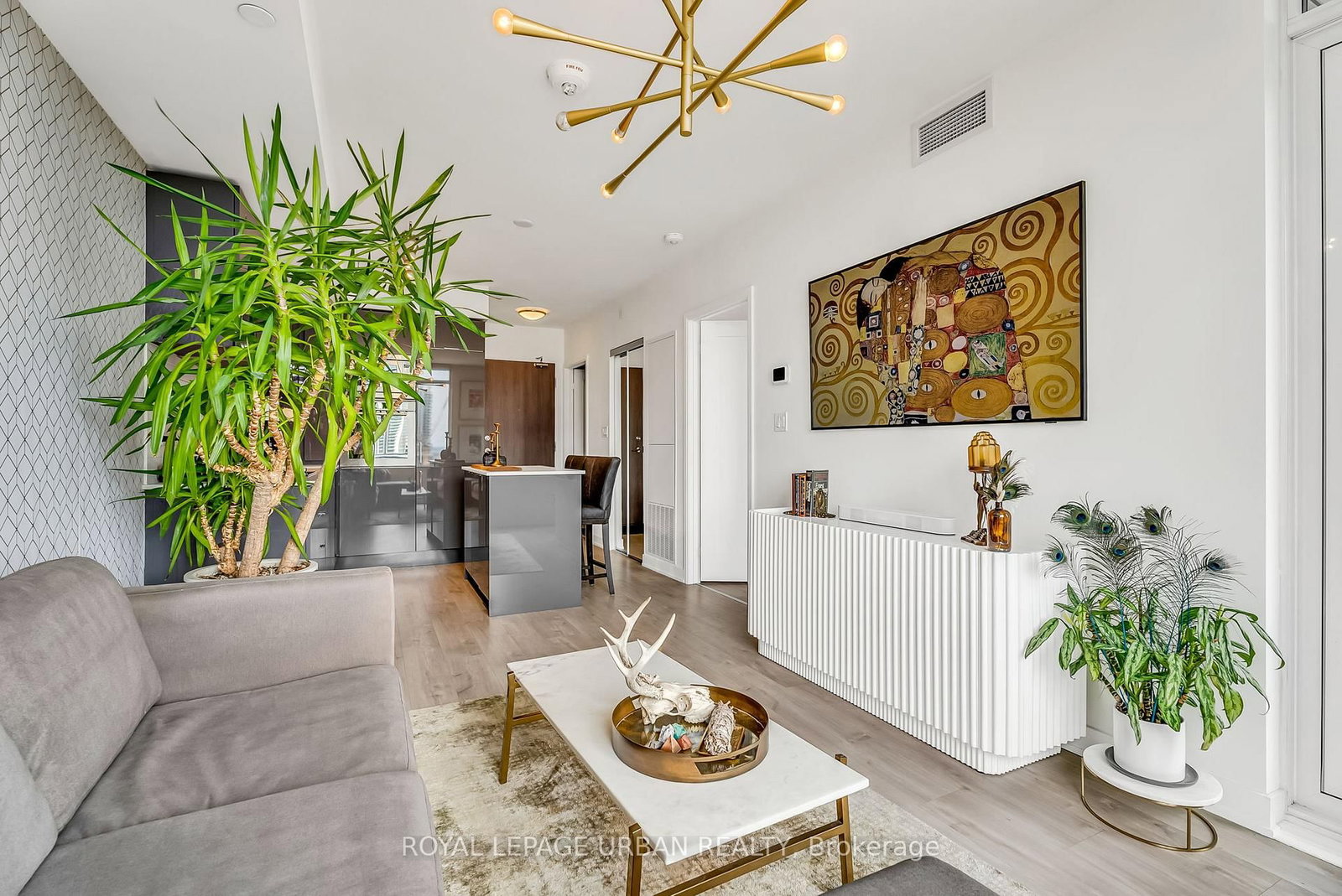 27 Bathurst Street, Unit 611 - Photo 13