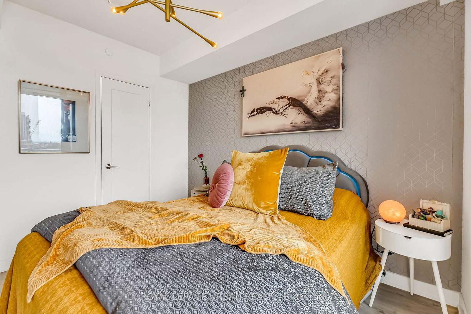 27 Bathurst Street, Unit 611 - Photo 18