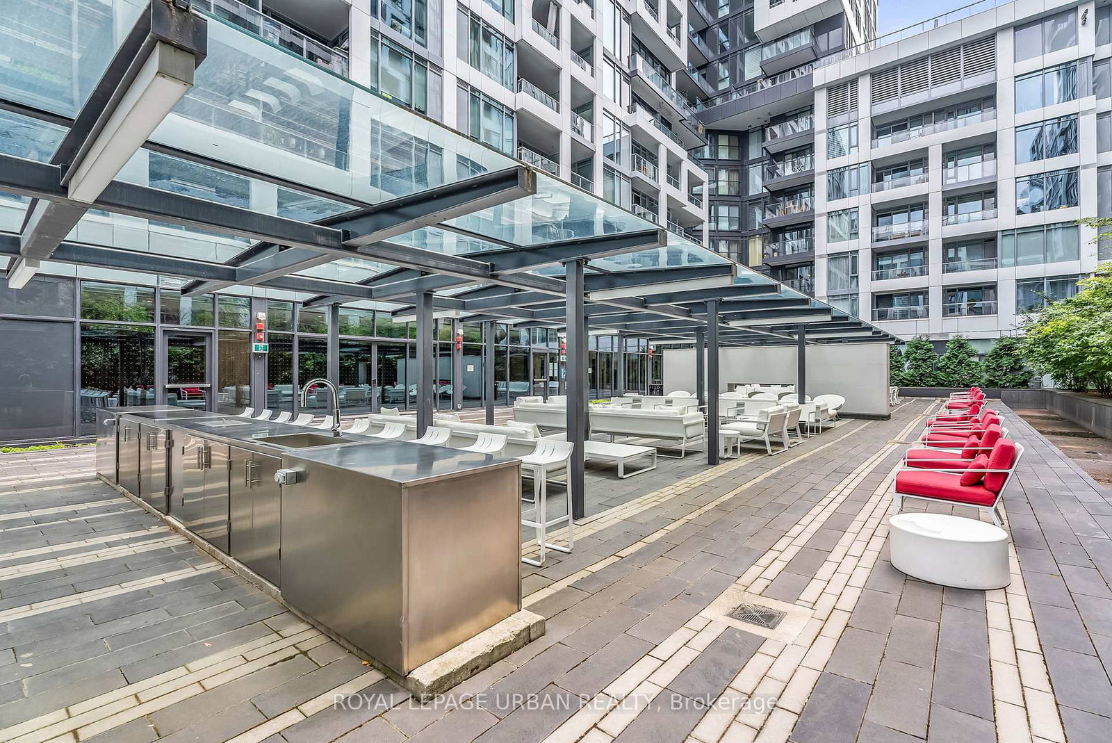 27 Bathurst Street, Unit 611 - Photo 34