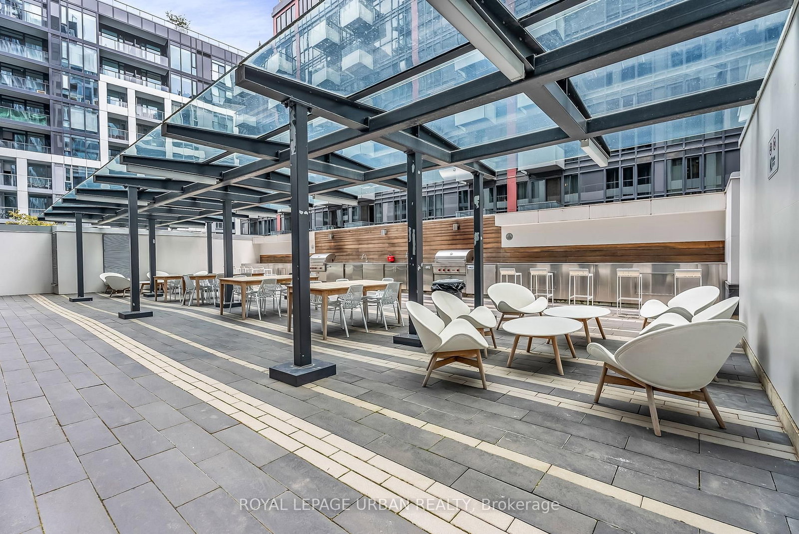 27 Bathurst Street, Unit 611 - Photo 35