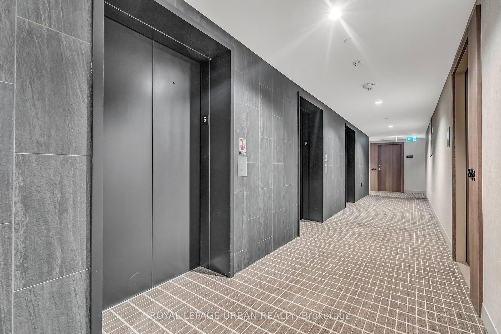 27 Bathurst Street, Unit 611 - Photo 4