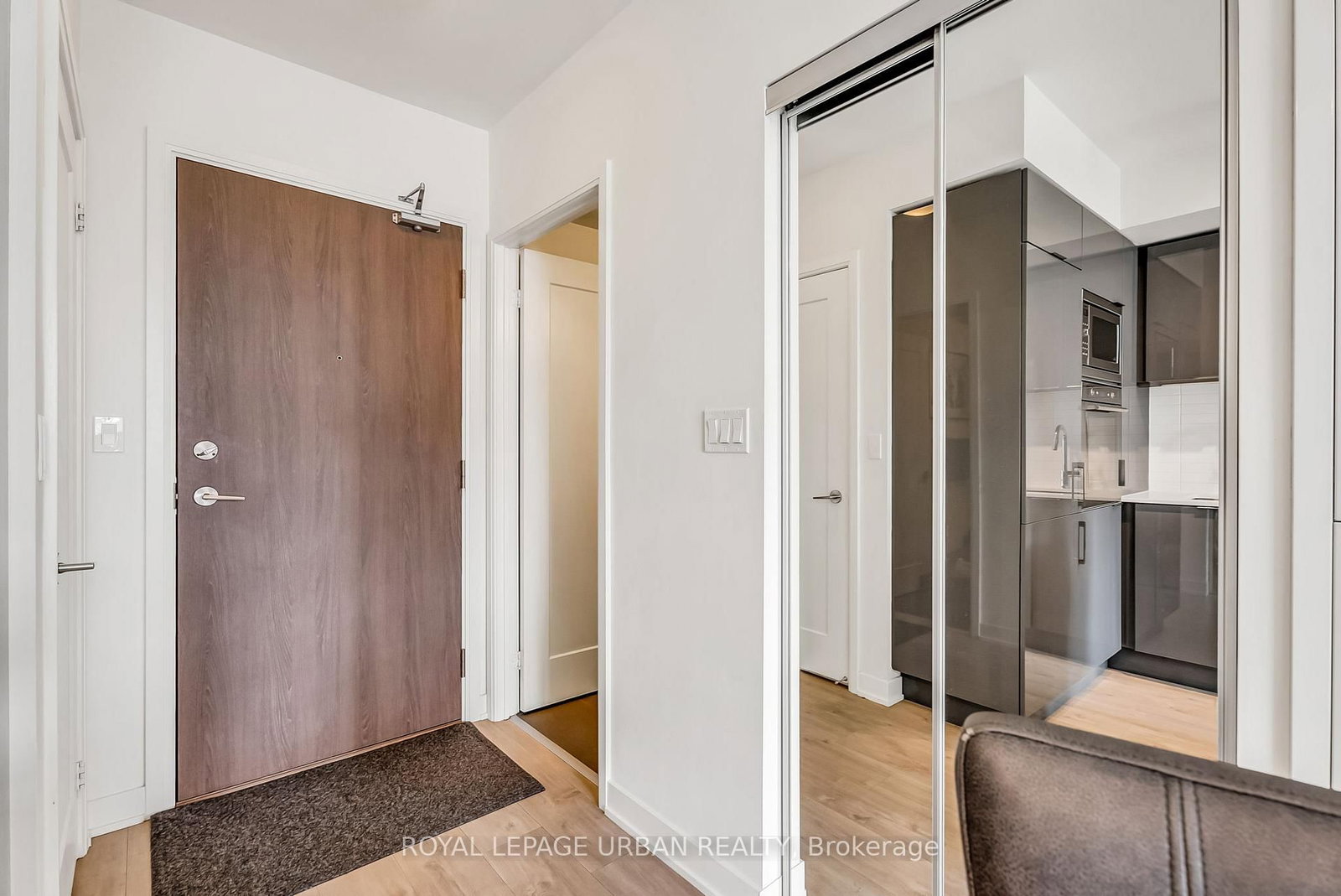 27 Bathurst Street, Unit 611 - Photo 6