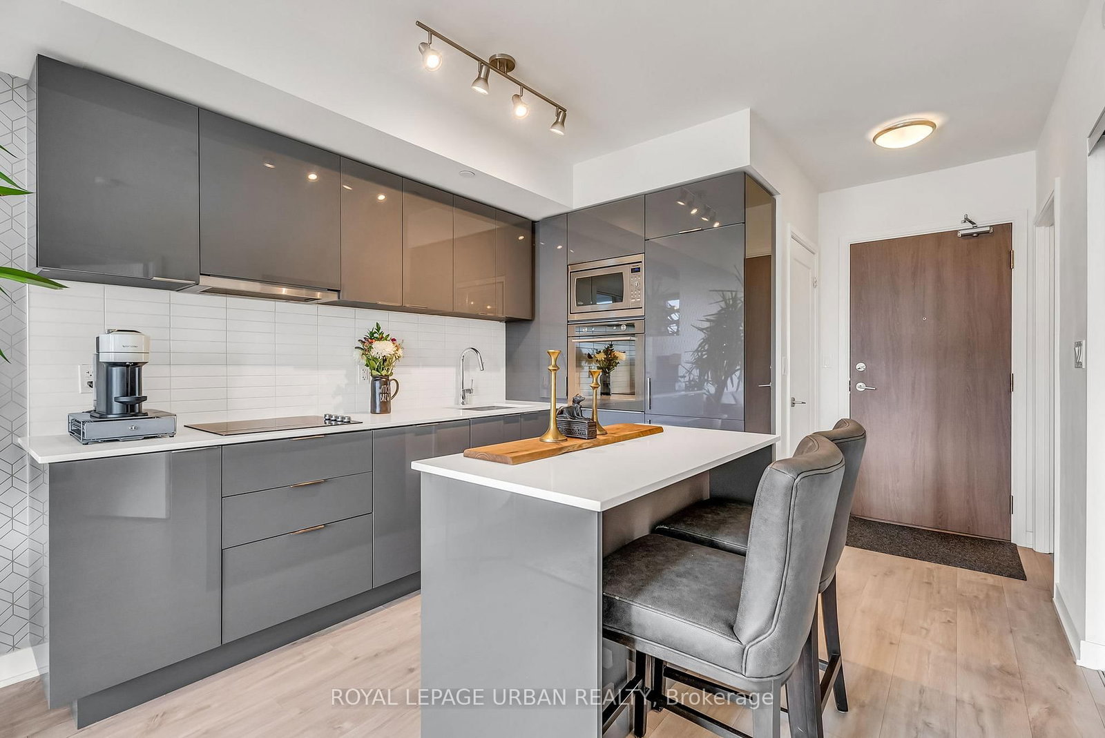 27 Bathurst Street, Unit 611 - Photo 7