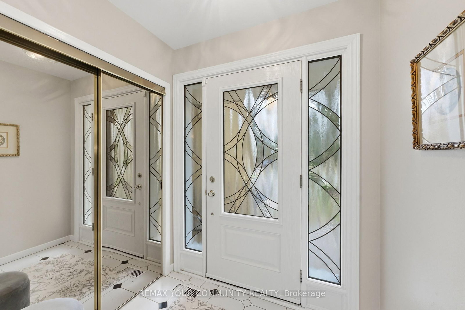 22 Marathon Crescent - Photo 3