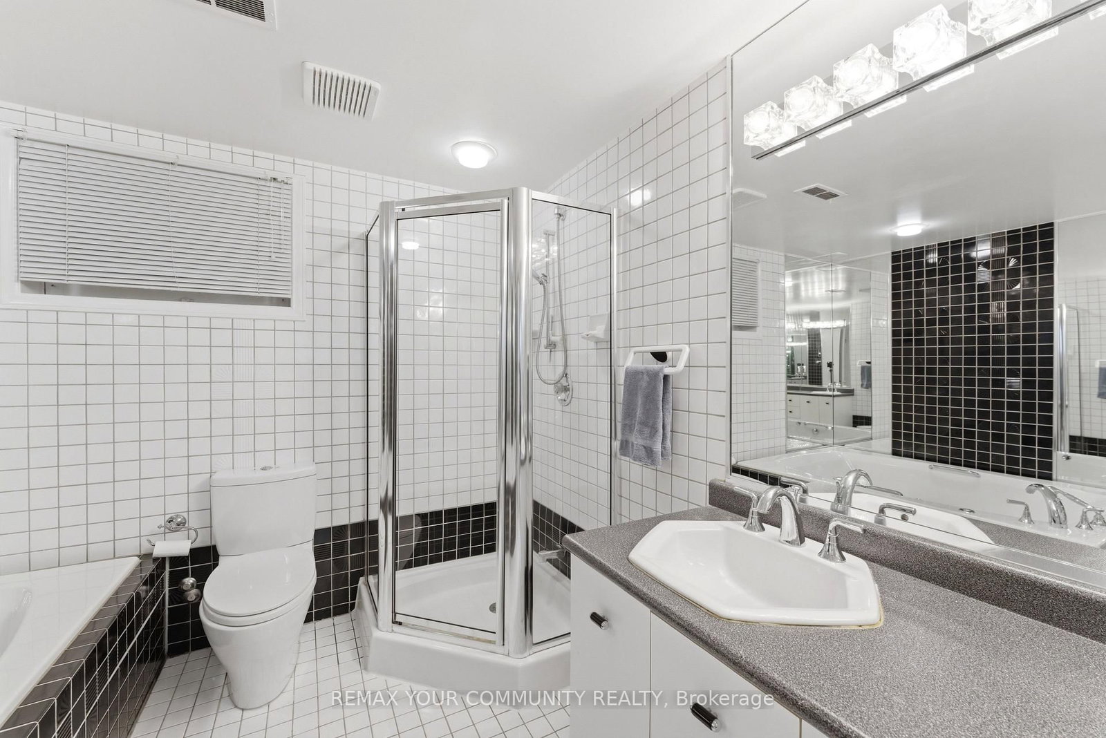 22 Marathon Crescent - Photo 33