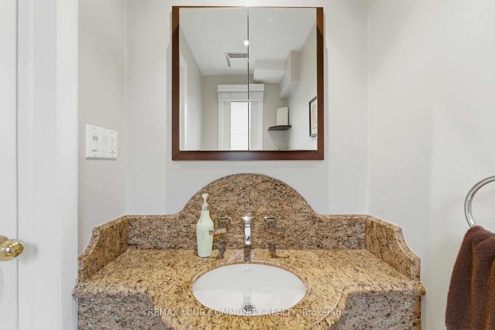 22 Marathon Crescent - Photo 35