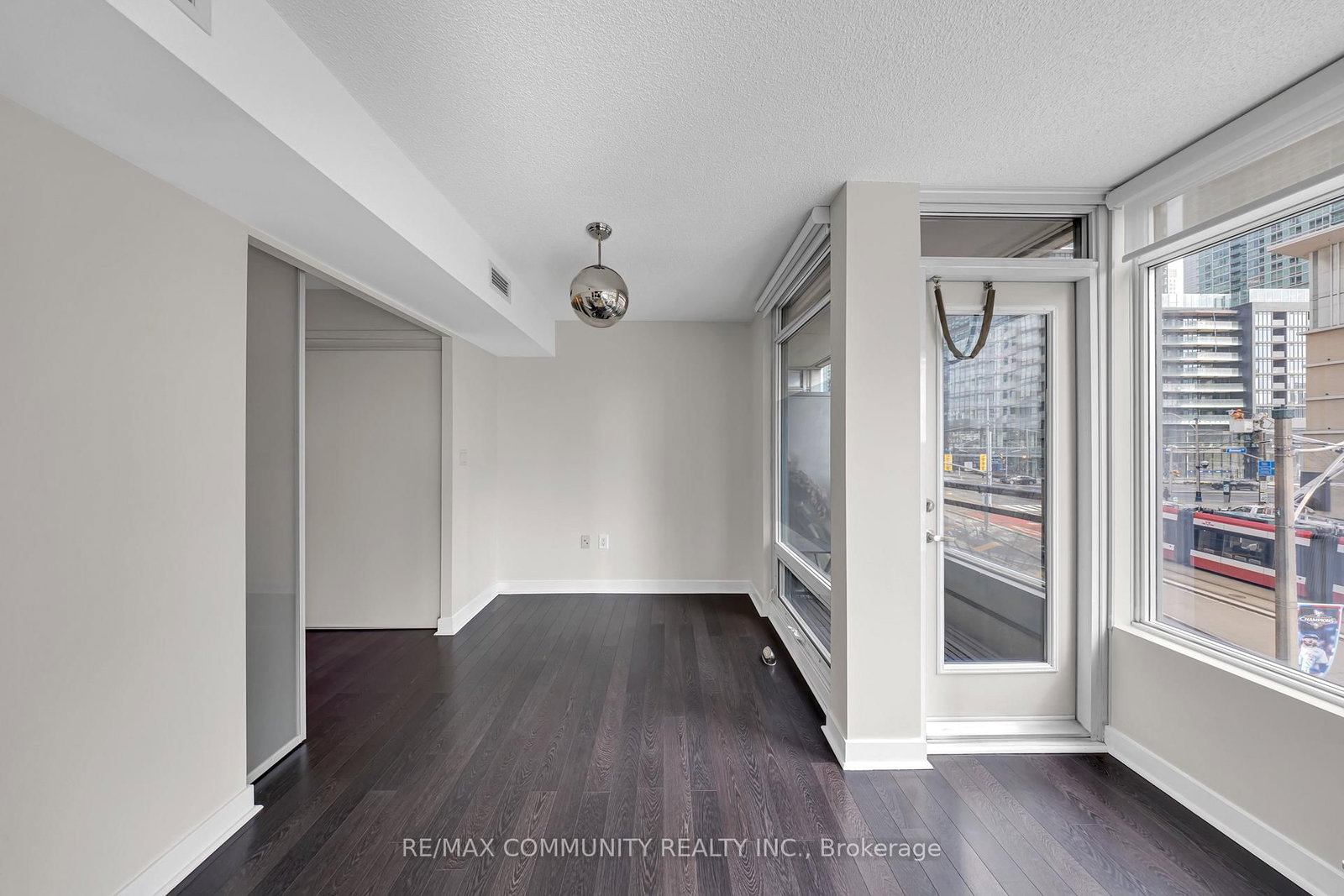 15 Brunel Court, Unit 321 - Photo 10