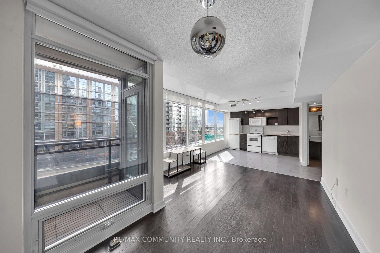 15 Brunel Court, Unit 321 - Photo 12