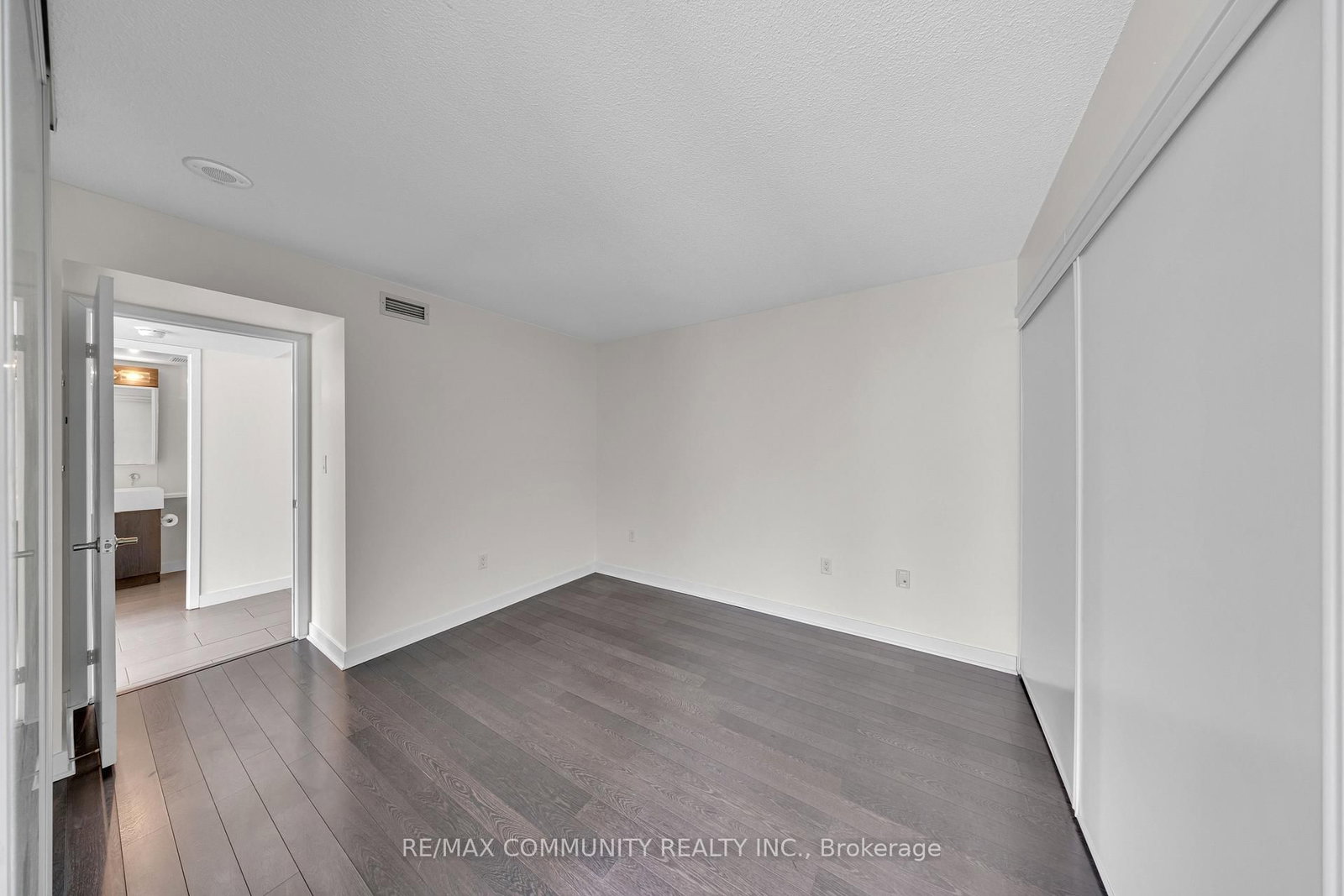 15 Brunel Court, Unit 321 - Photo 13