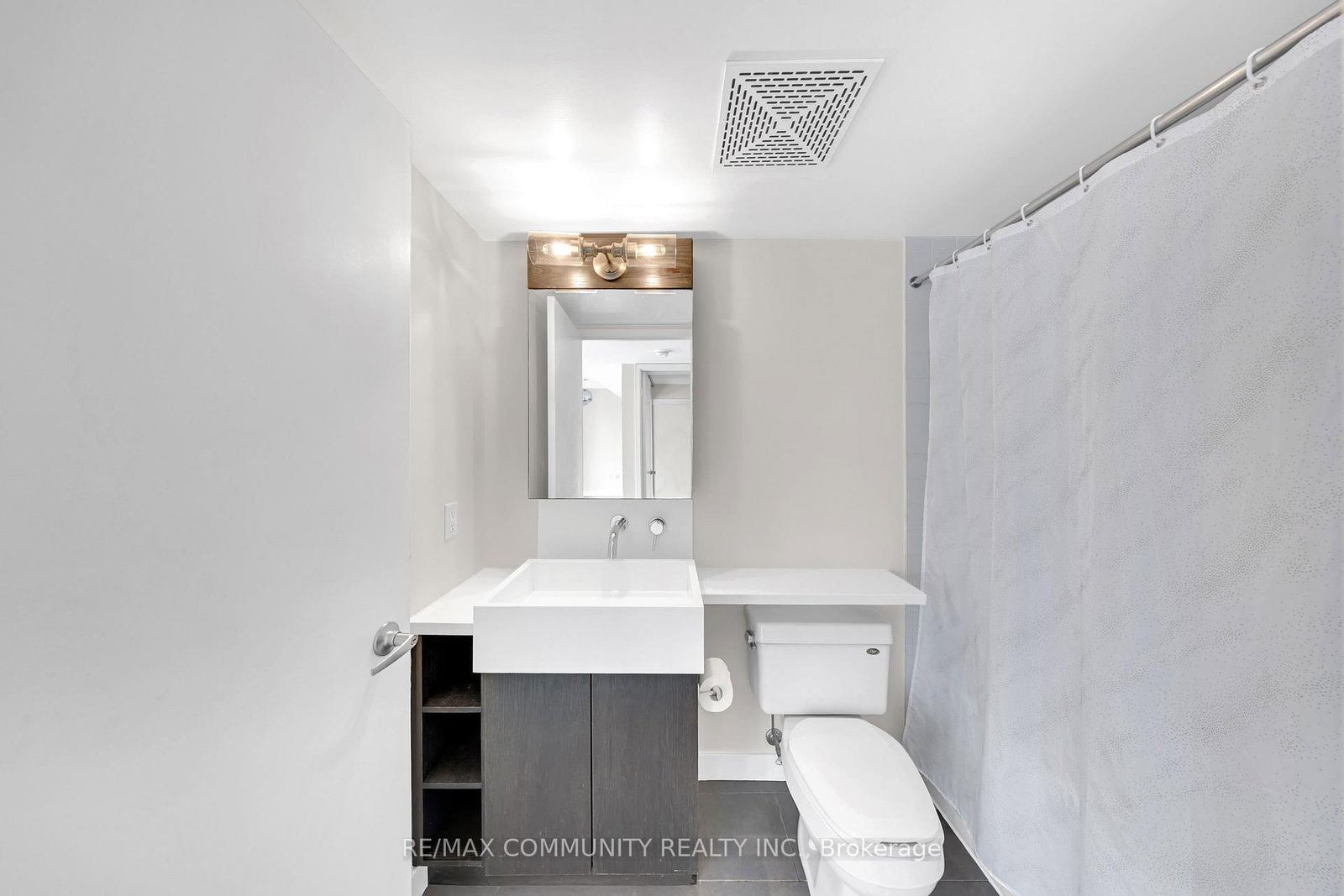 15 Brunel Court, Unit 321 - Photo 18