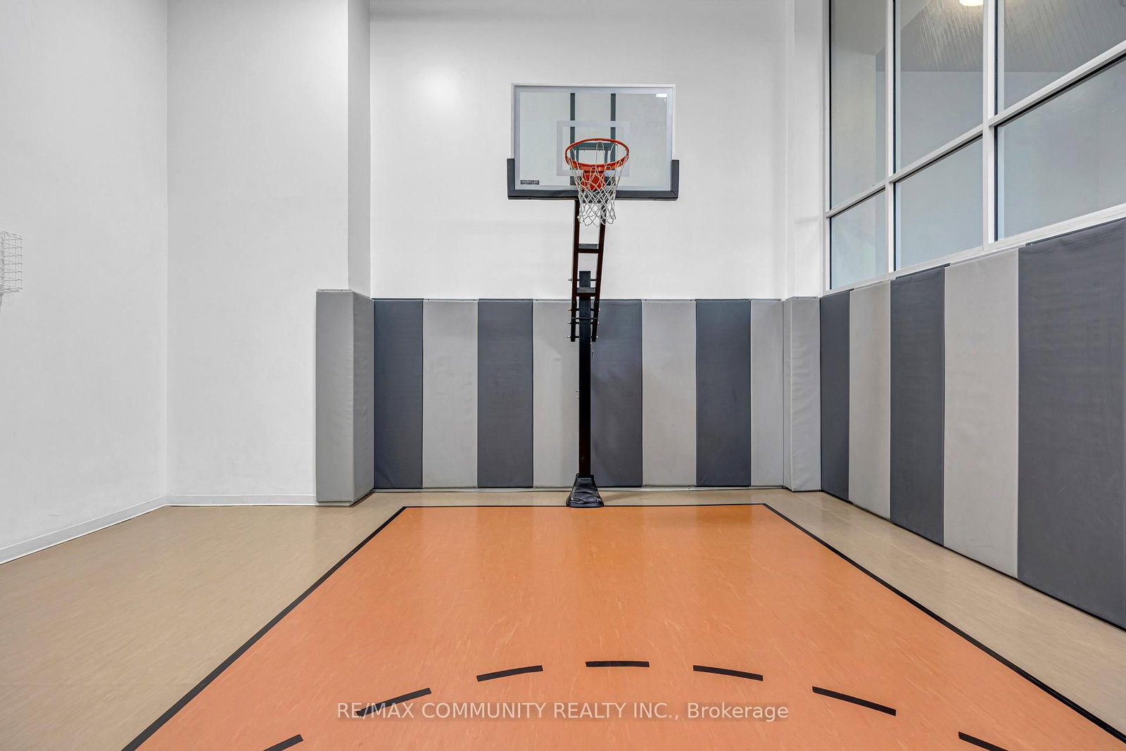 15 Brunel Court, Unit 321 - Photo 23