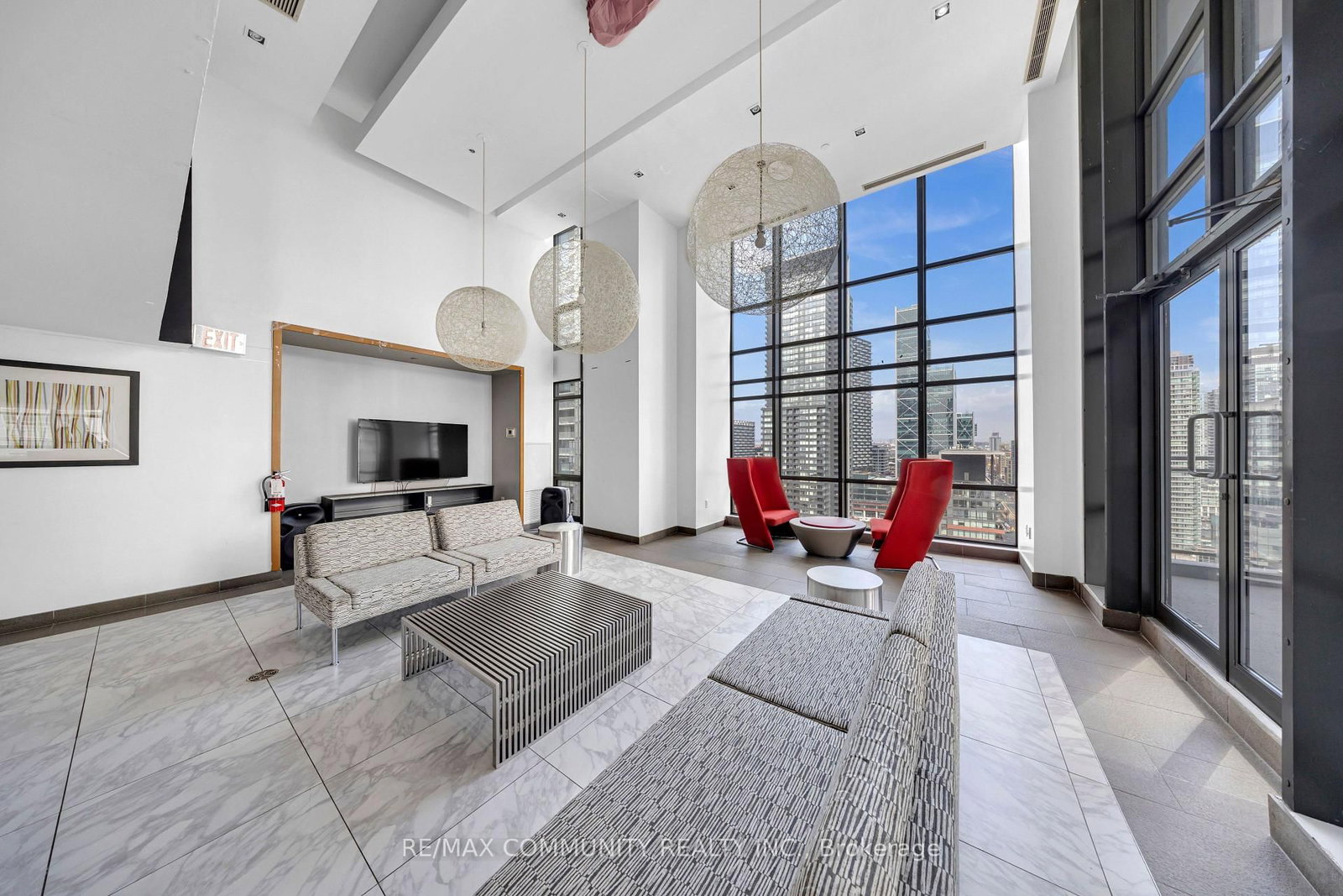 15 Brunel Court, Unit 321 - Photo 24