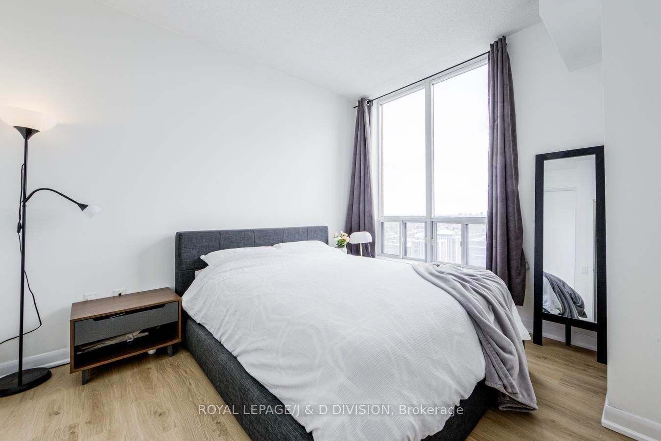 33 Sheppard Avenue E, Unit 3100 - Photo 12