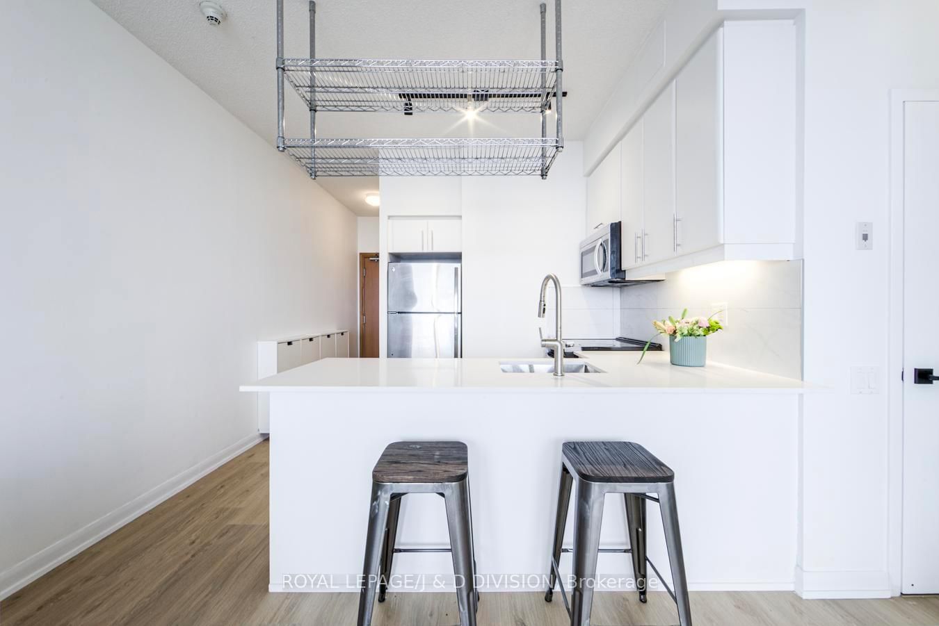 33 Sheppard Avenue E, Unit 3100 - Photo 4