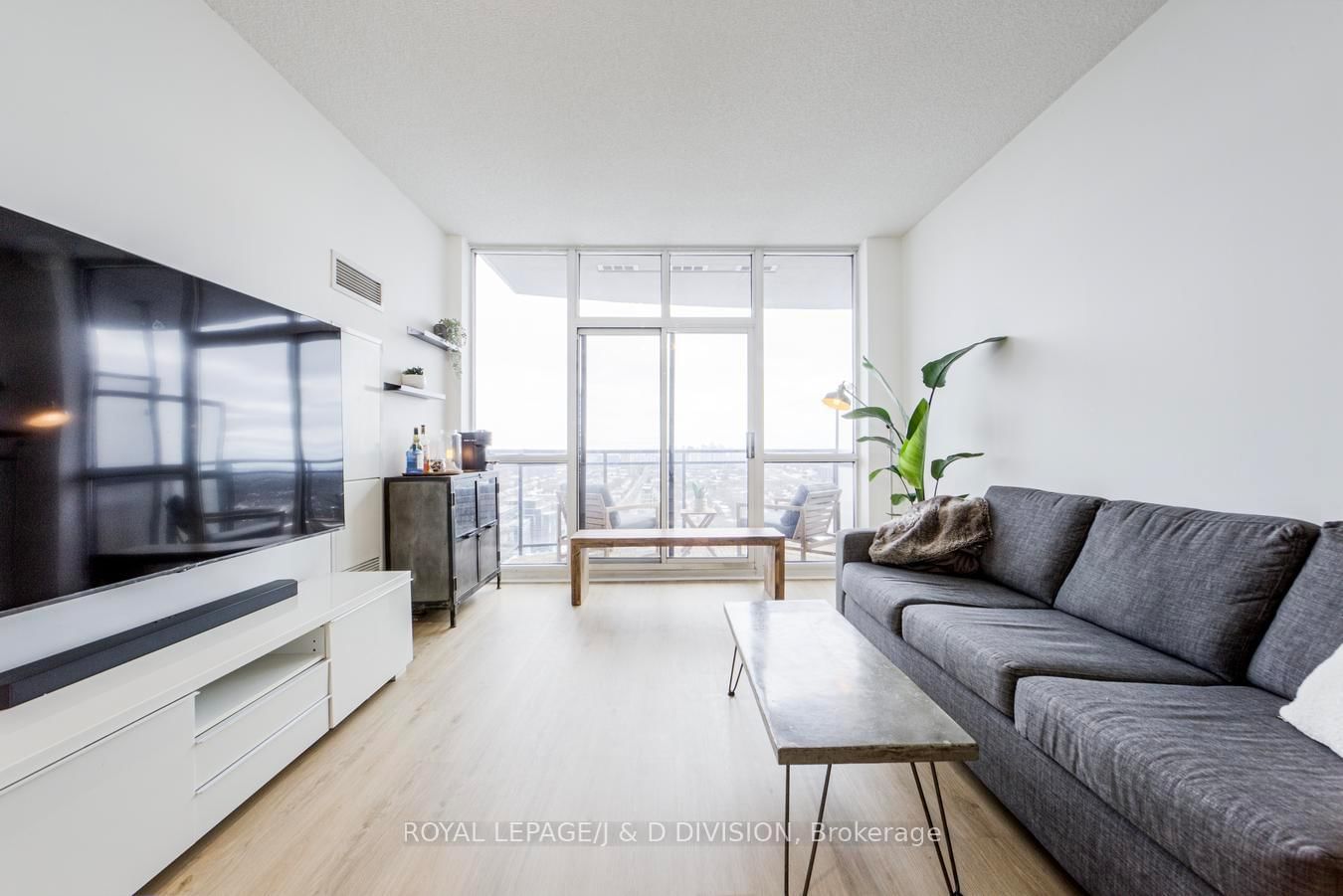 33 Sheppard Avenue E, Unit 3100 - Photo 8