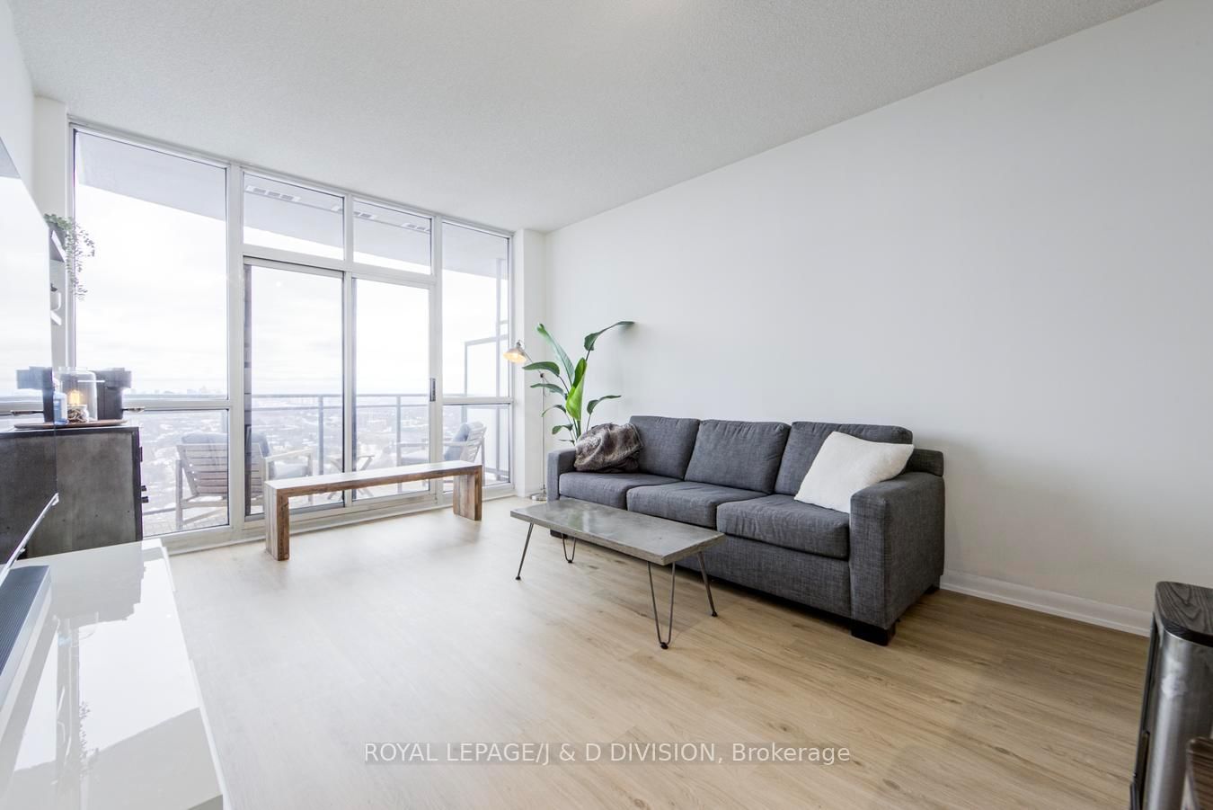 33 Sheppard Avenue E, Unit 3100 - Photo 9