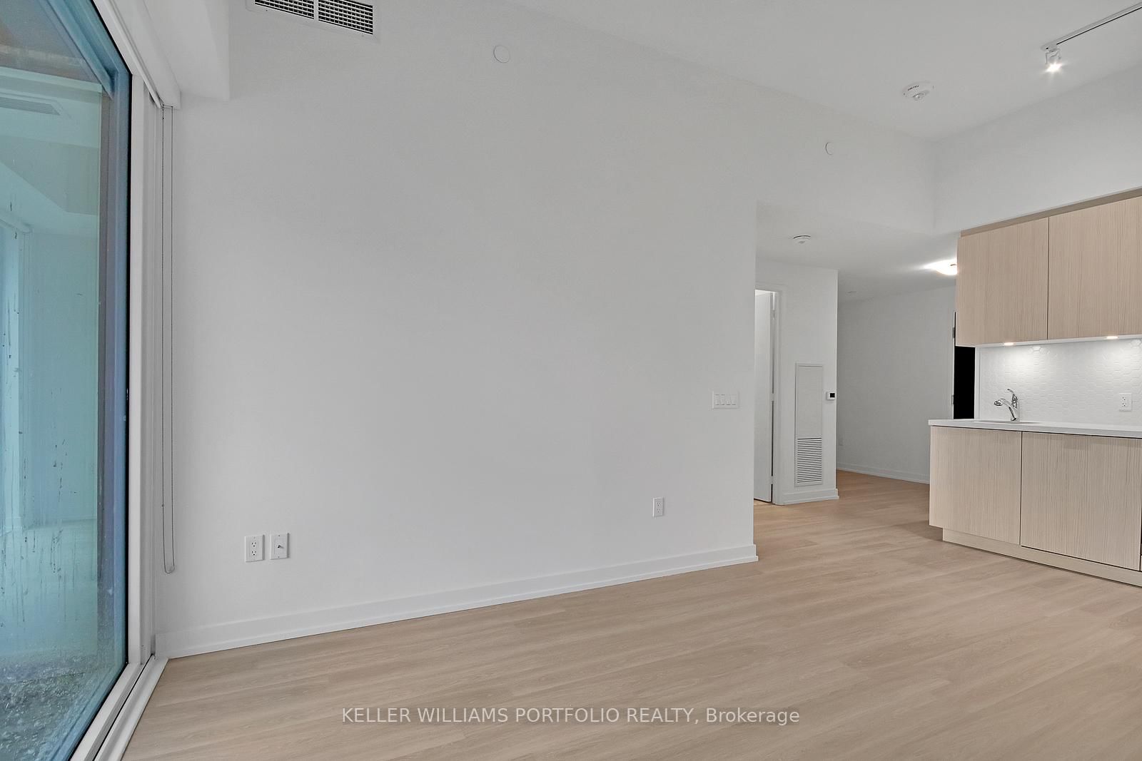 158 Front Street E, Unit 914 - Photo 11