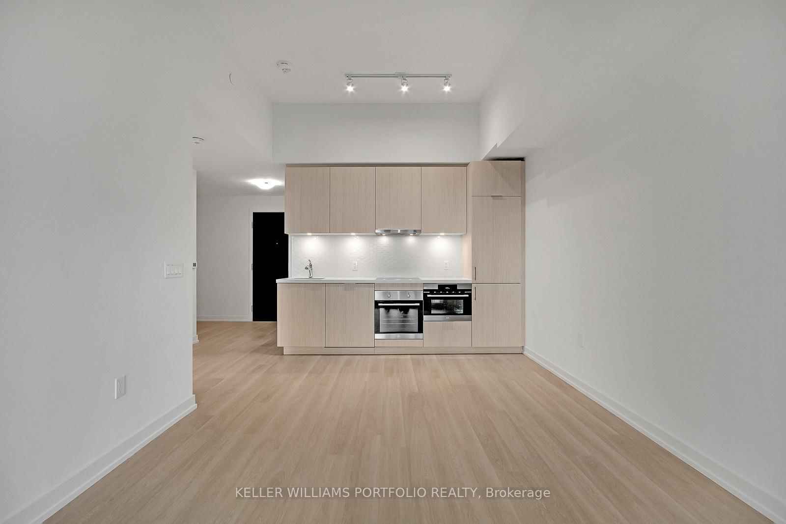 158 Front Street E, Unit 914 - Photo 13